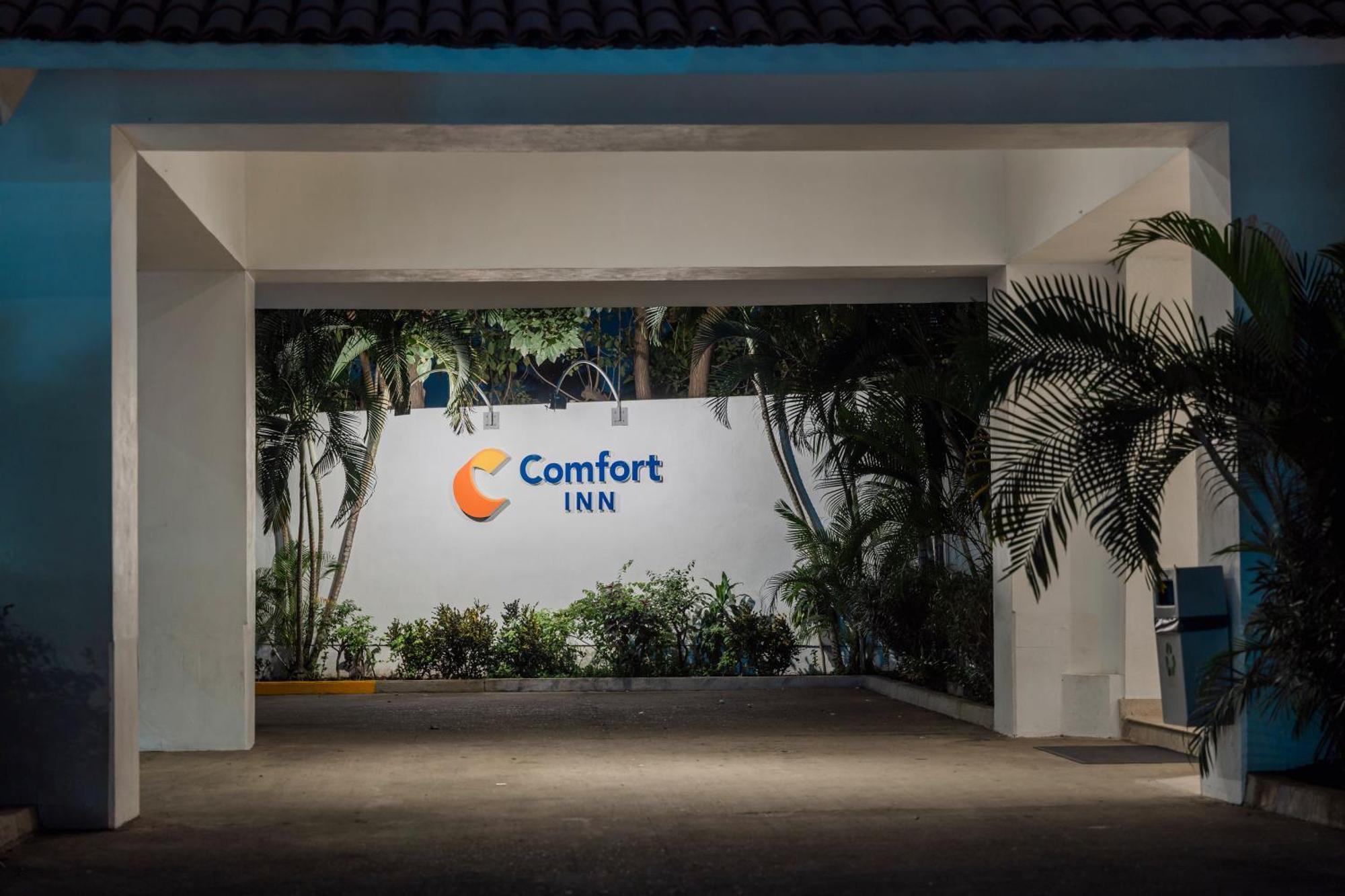 Inn Comfort Golfside & Marina 4*