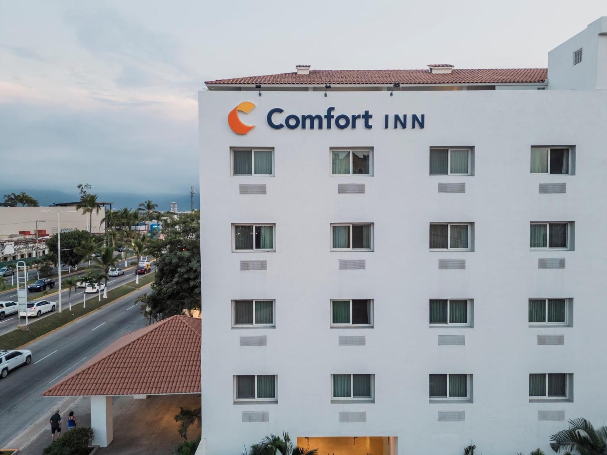 Inn Comfort Golfside & Marina 4*