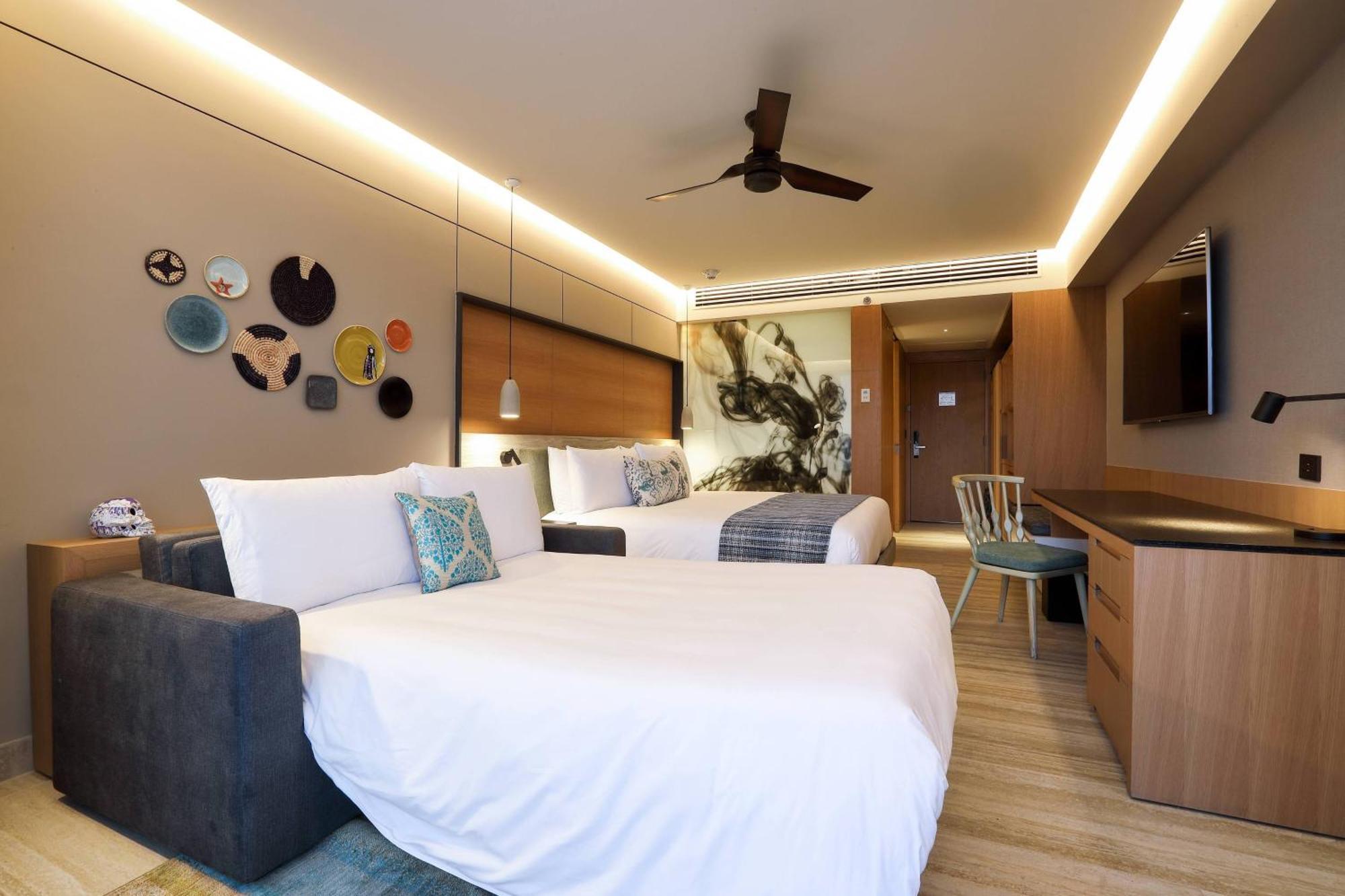 Renaissance & Marina 5* Cancun