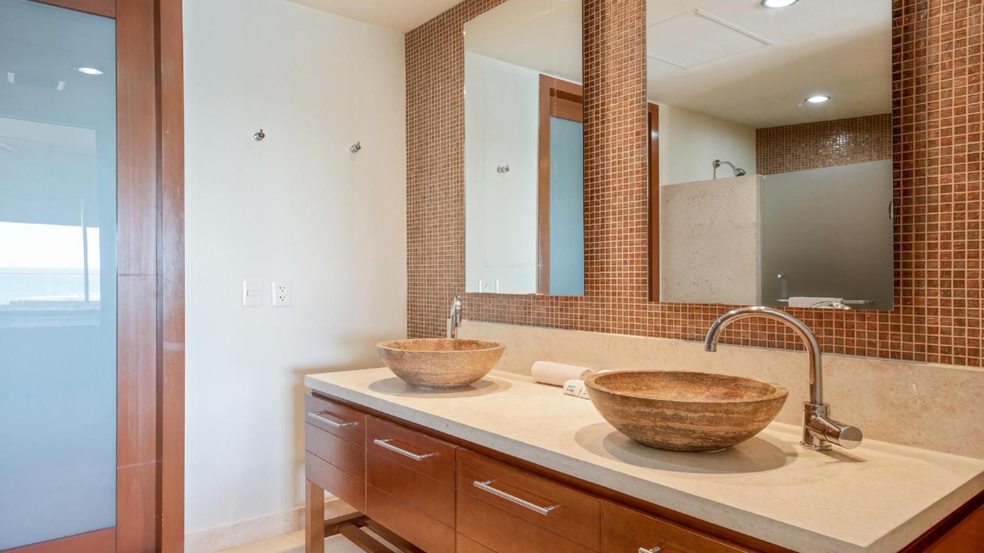 Encanto Living One Bedroom Unit By Kivoya Apartment