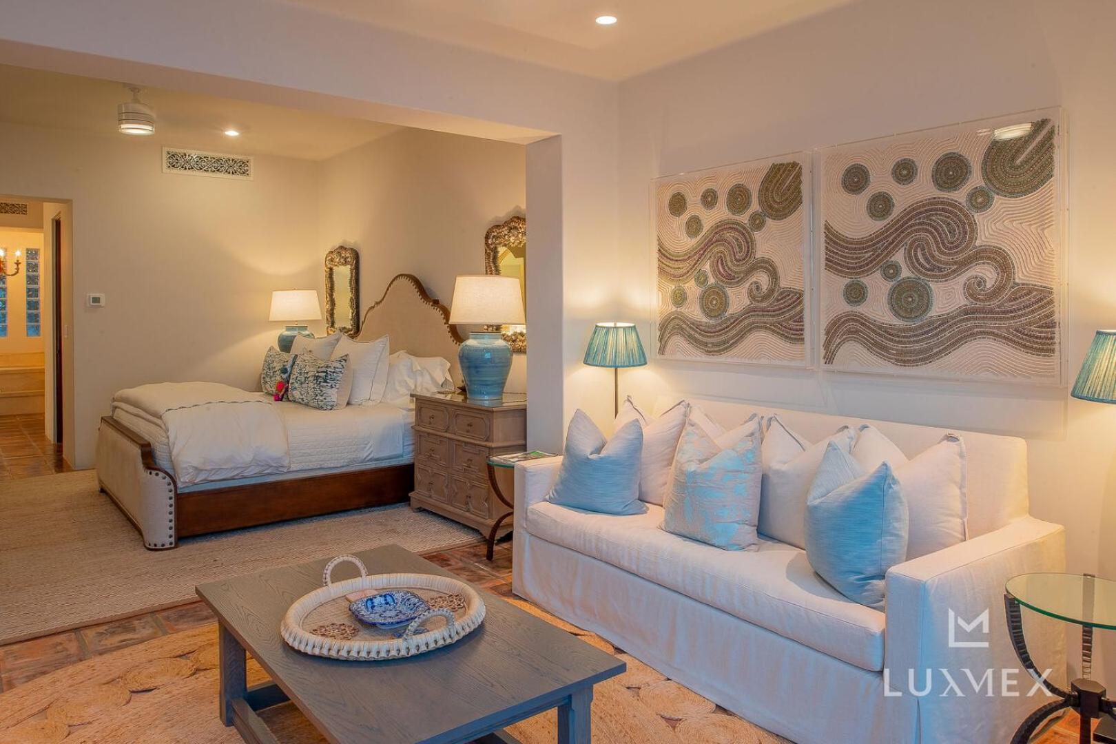 Beautiful 5 Bd Del Mar Staffed & Steps From The * San Jose del Cabo