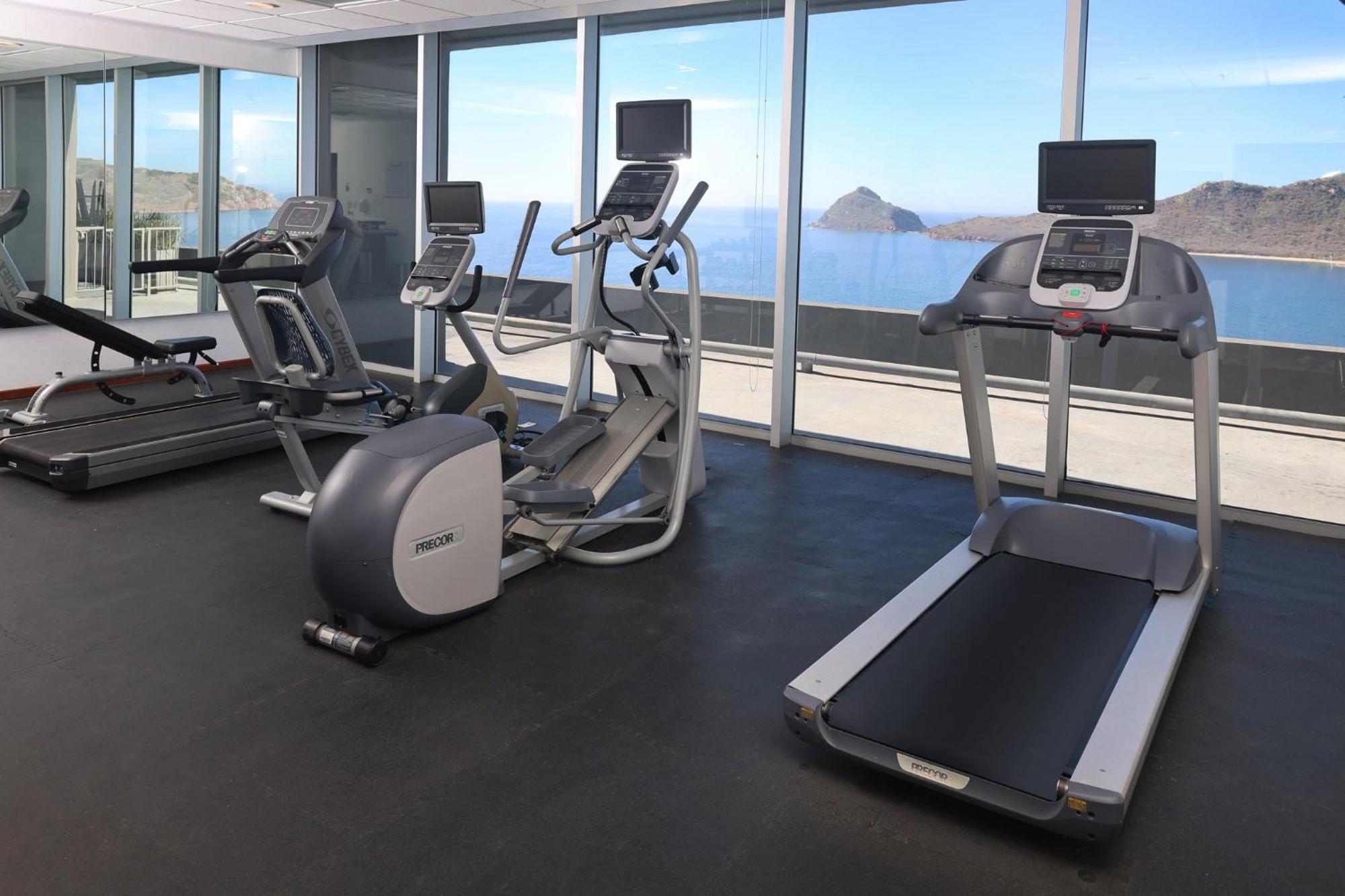 Hotel Holiday Inn Resort Mazatlan By Ihg 4*