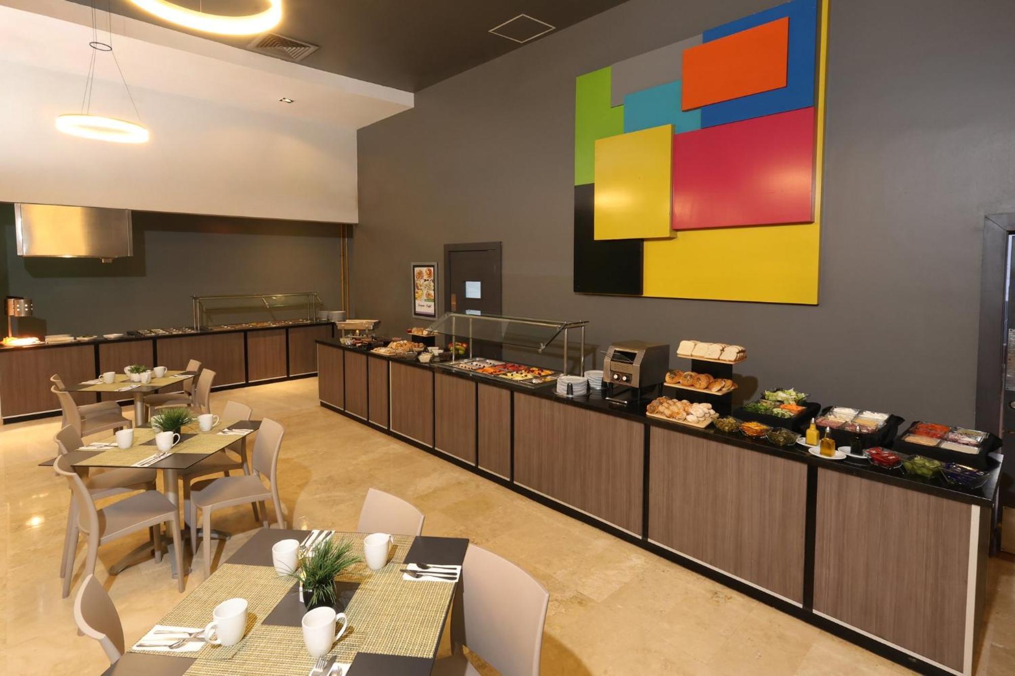 Hotel Holiday Inn Resort Mazatlan By Ihg 4*