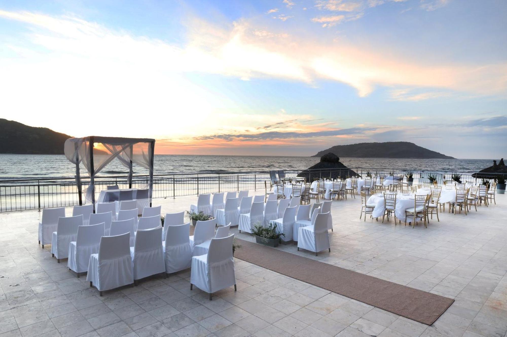 Hotel Holiday Inn Resort Mazatlan By Ihg