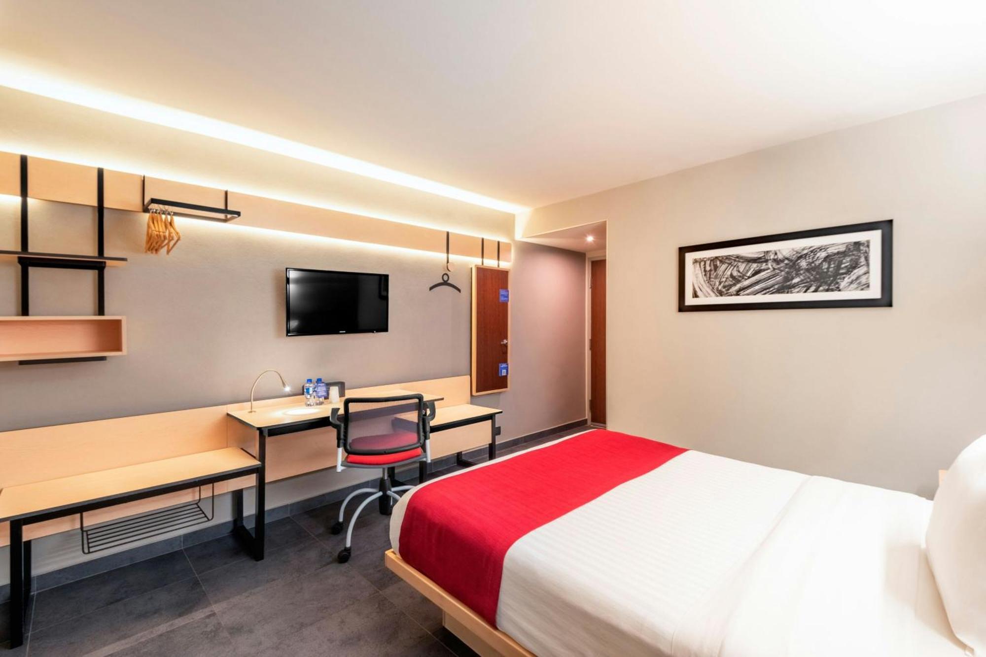 Express By Marriott Tuxpan Hotel 4*