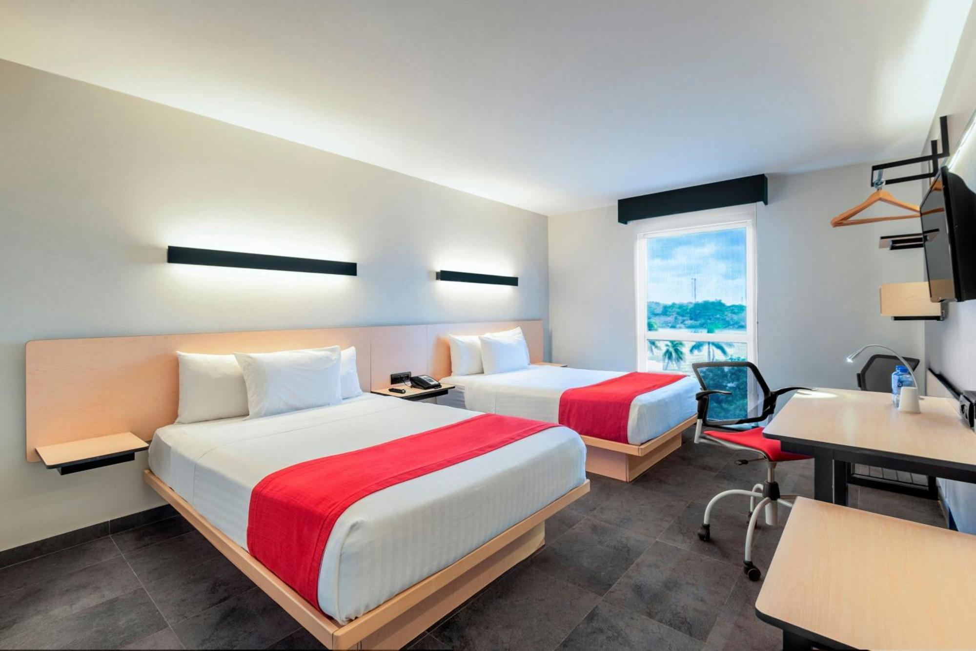 Express By Marriott Tuxpan