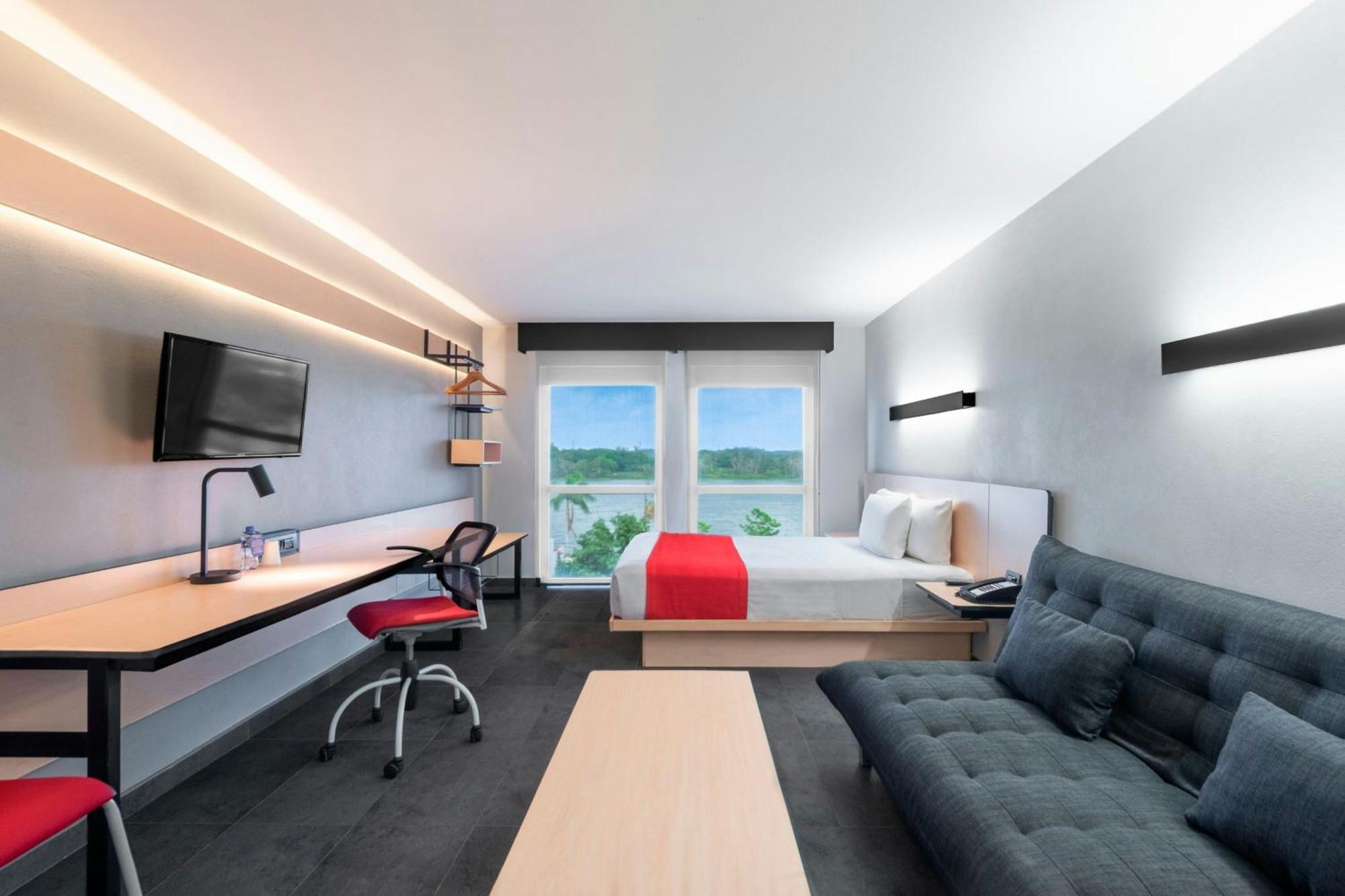Express By Marriott Tuxpan Hotel