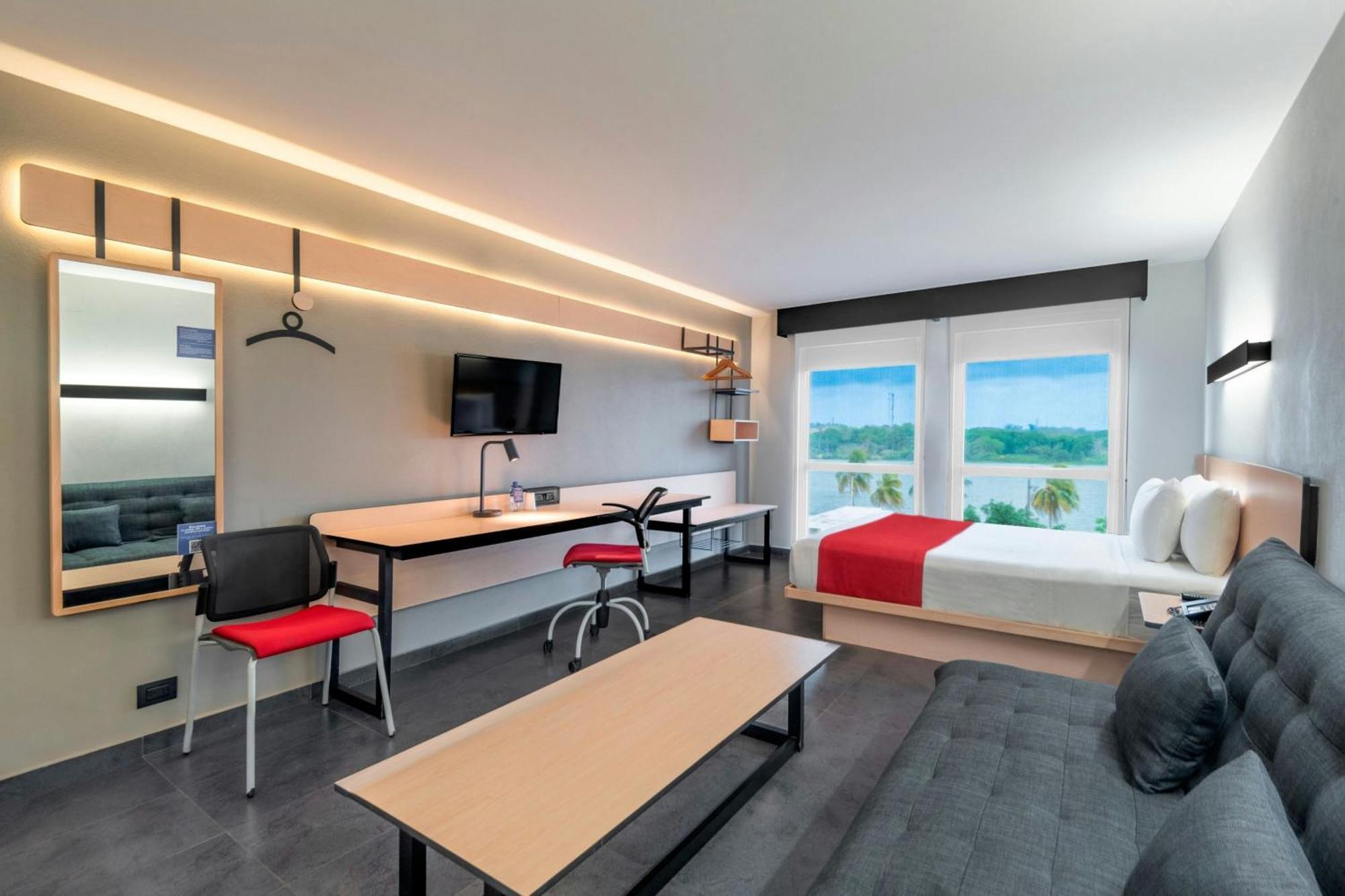 Express By Marriott Tuxpan