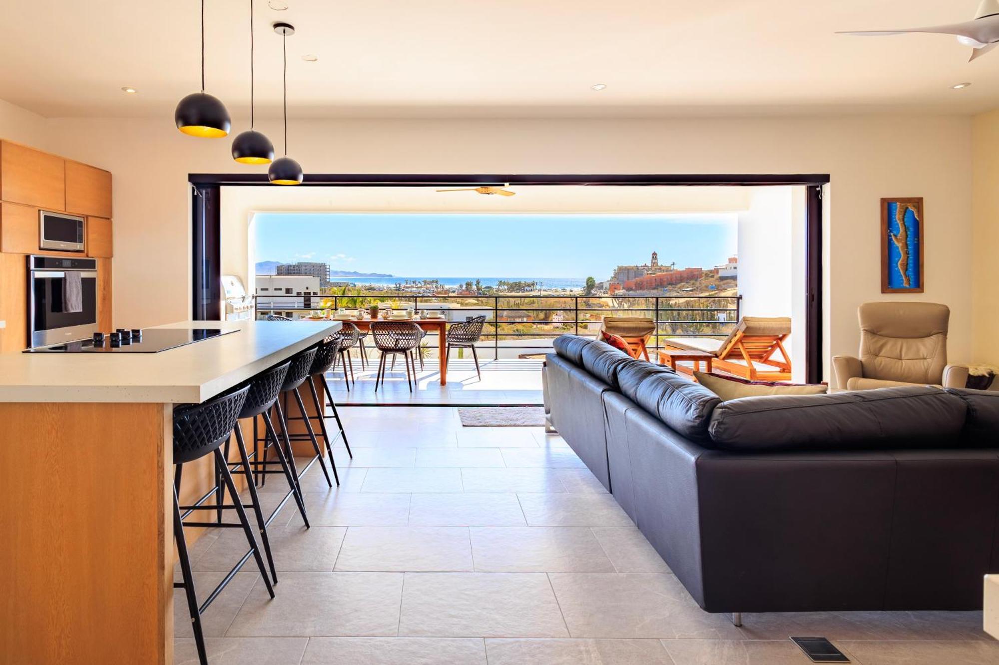 Cerritos Surf Residences Aparthotel