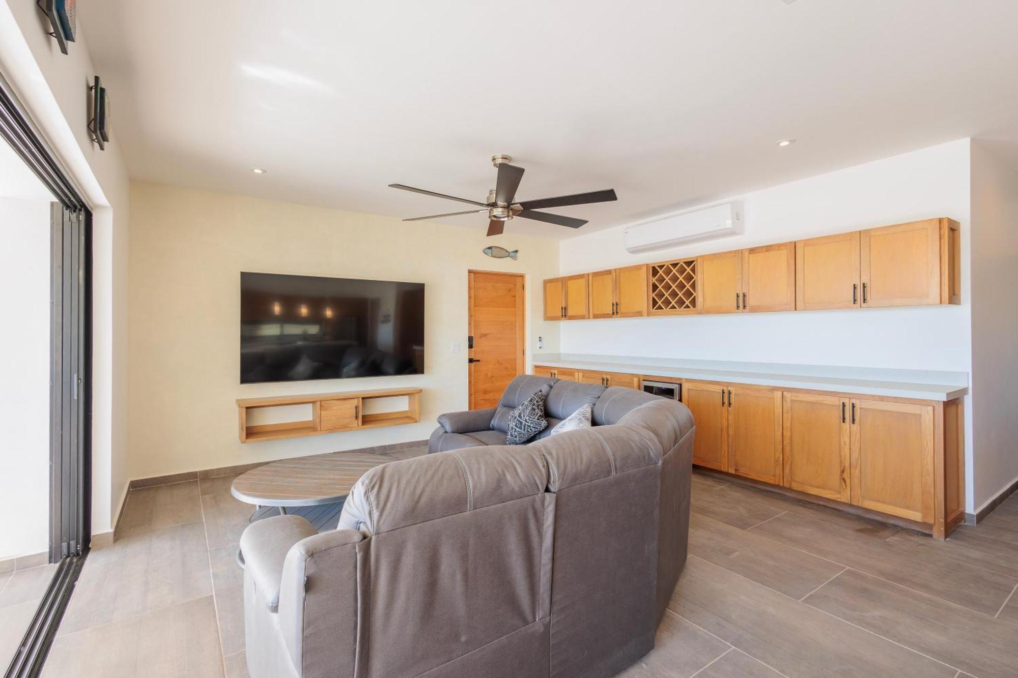 Aparthotel Cerritos Surf Residences