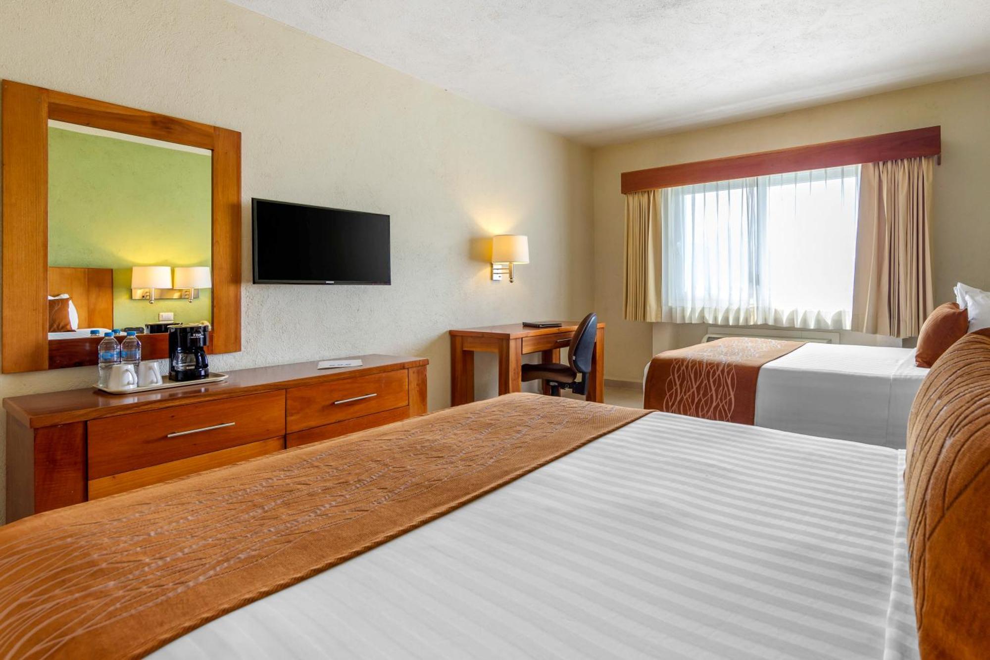 Comfort Golfside & Marina Inn 4*