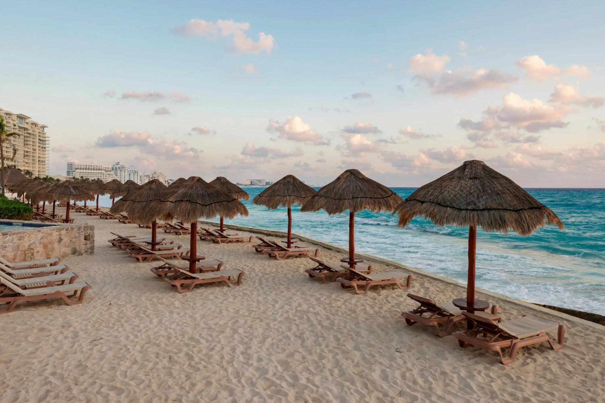The Westin & 4* Cancun