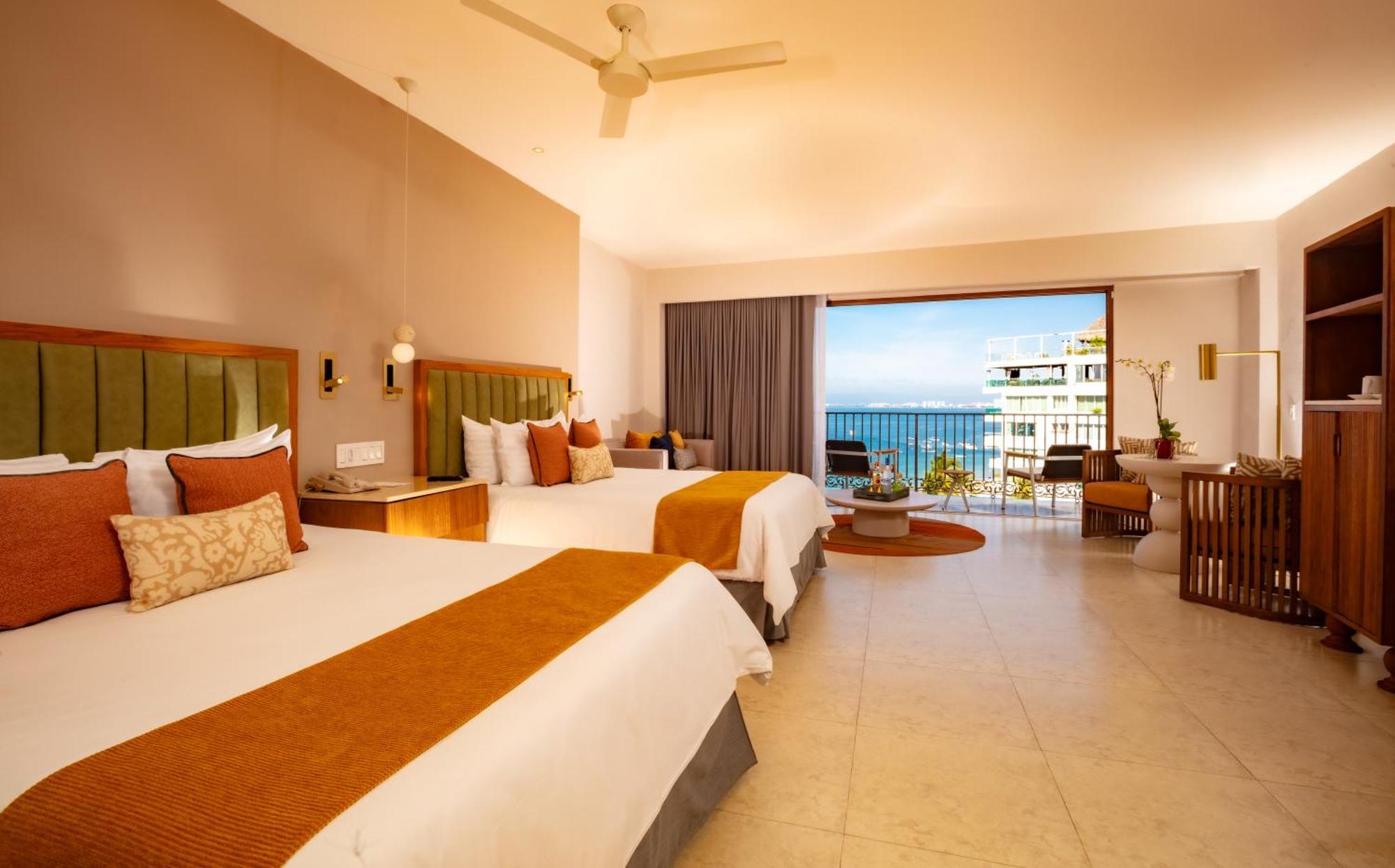 Almar Luxury Lgbt Front Experience (adults Only)