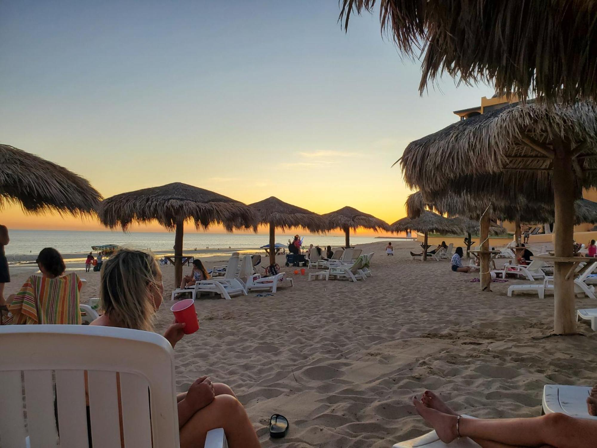 Right On The Beach! Ground Floor Princesa E104