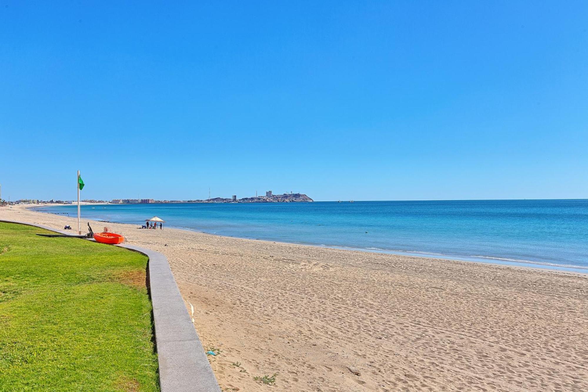 Right On The Beach! Ground Floor Princesa E104 Apartment Puerto Penasco