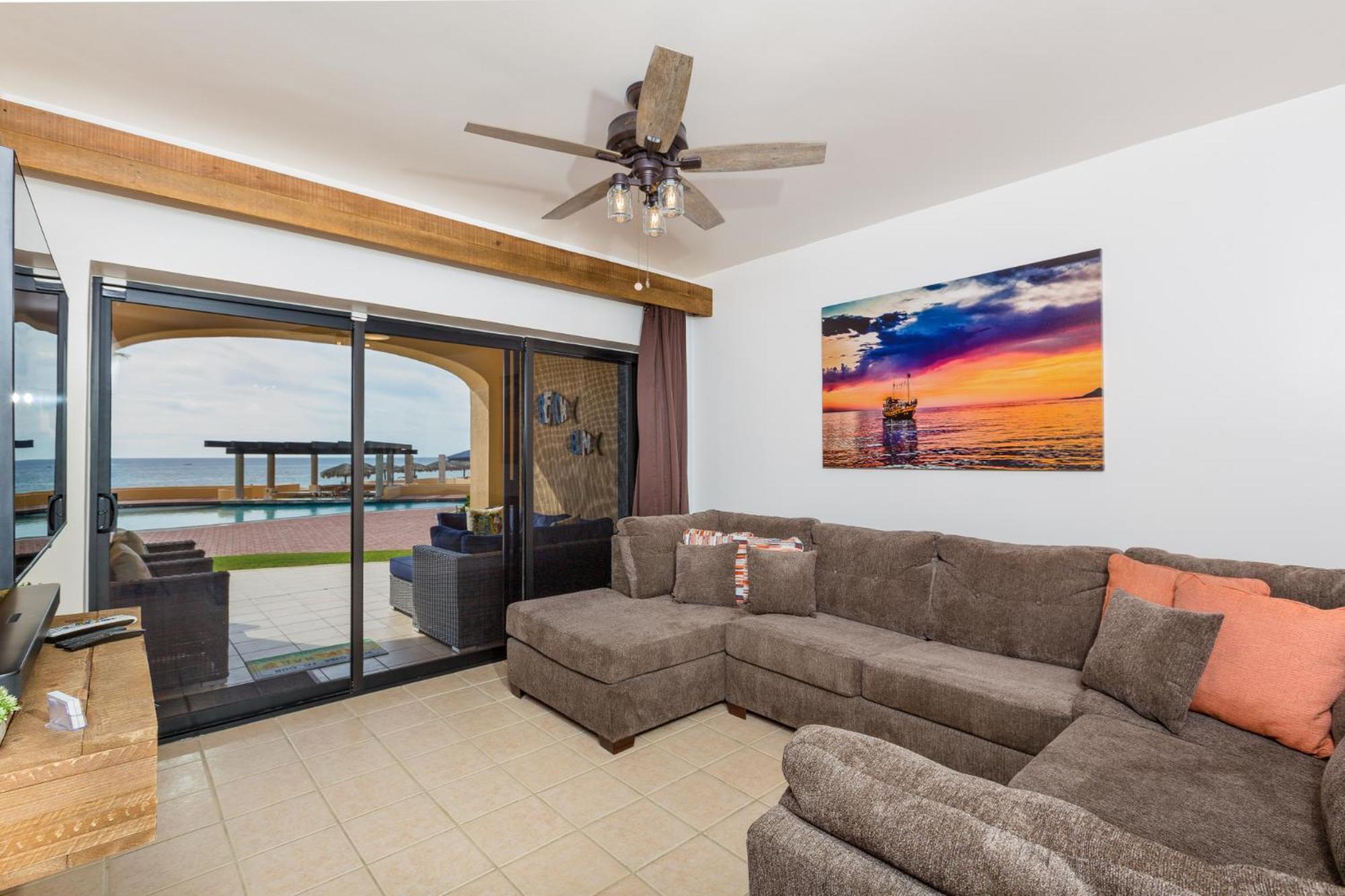 Right On The Beach! Ground Floor Princesa E104
