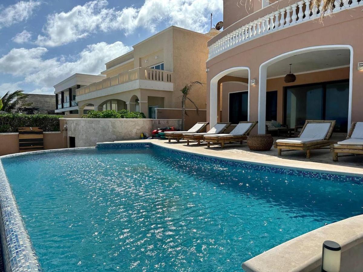 Hacienda Tankah Stunning Private With 7 Bedrooms 8 Beds Pool And Personal Cook Luxury Exclusivity And Comfort For Groups And Families Of Up To 14 Guests In A Paradise By The Sea Villa Tulum