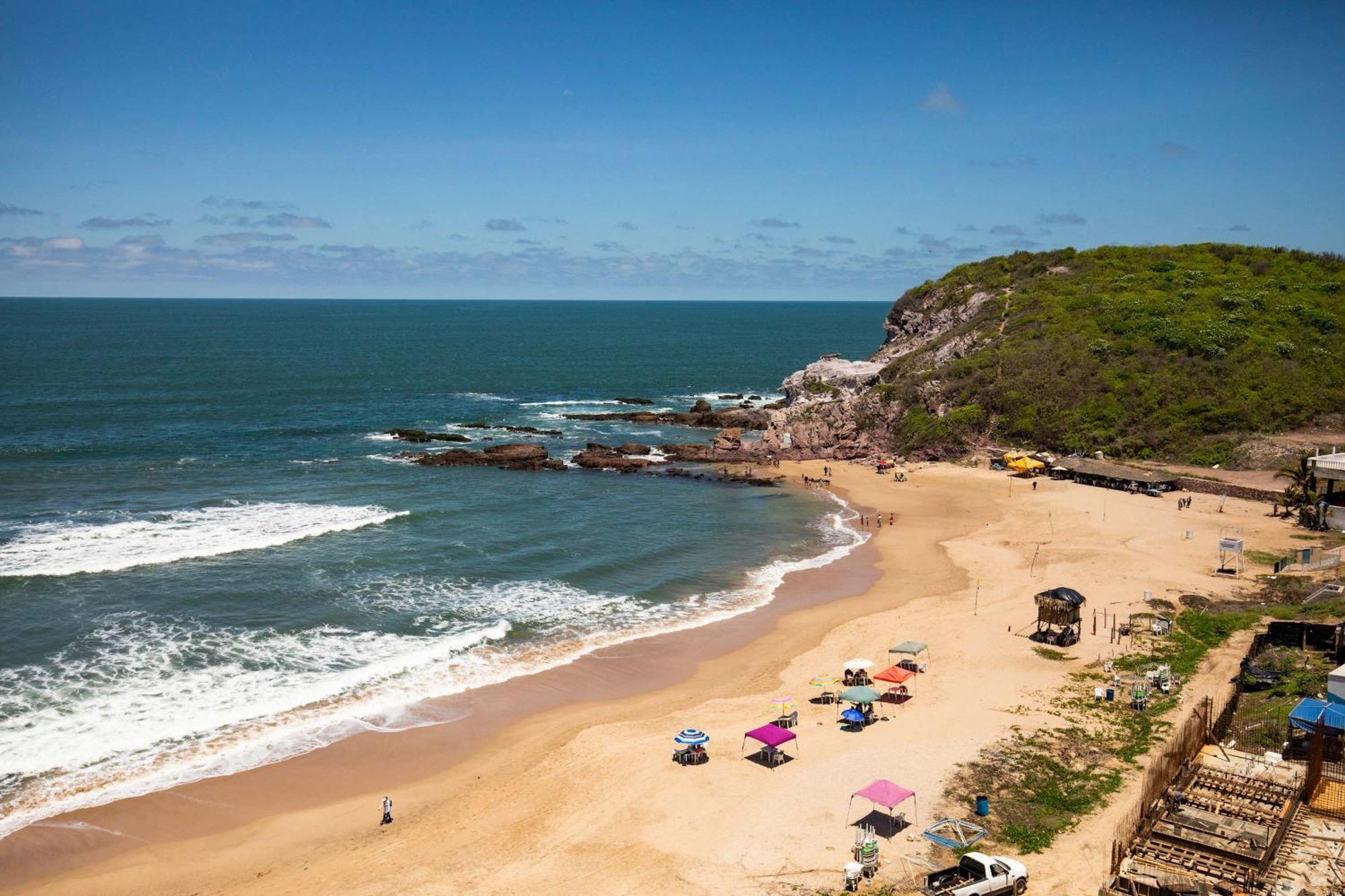 Elegant At Playa Brujas With Ocean View Apartment