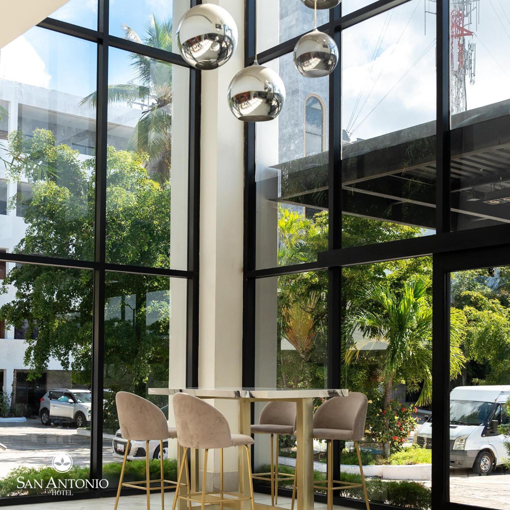 San Antonio Hotel 4*
