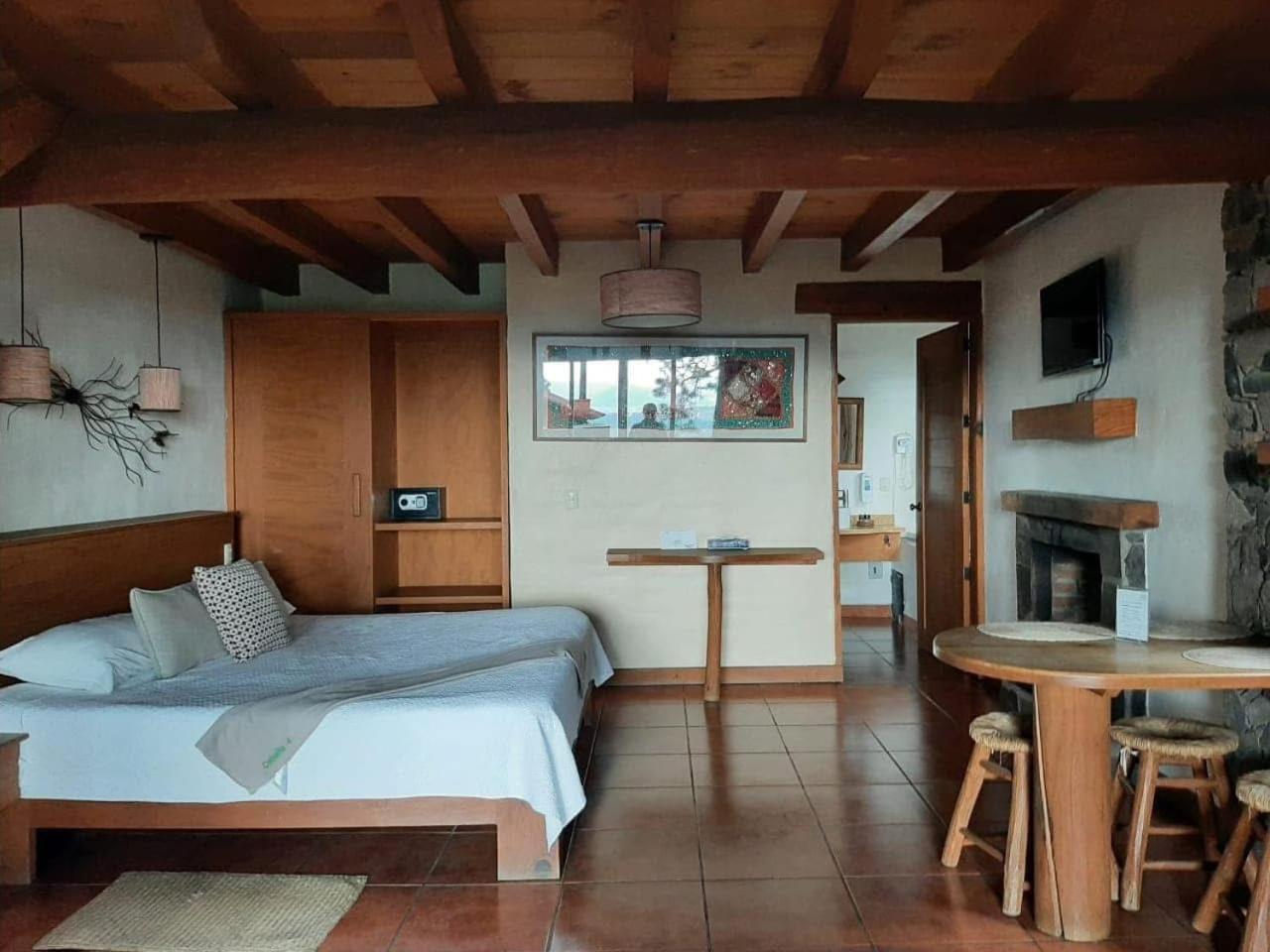 Monterra Hotel 3*