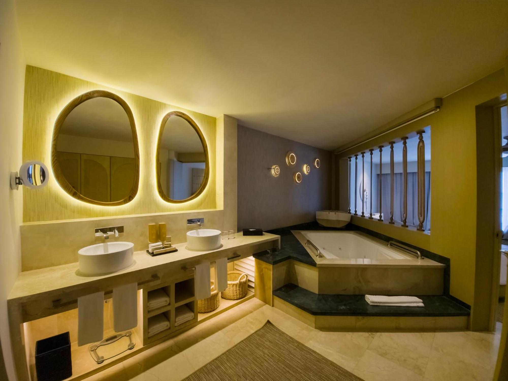 Hotel Royal Select At Grand Park Royal (adults Only) Cancun