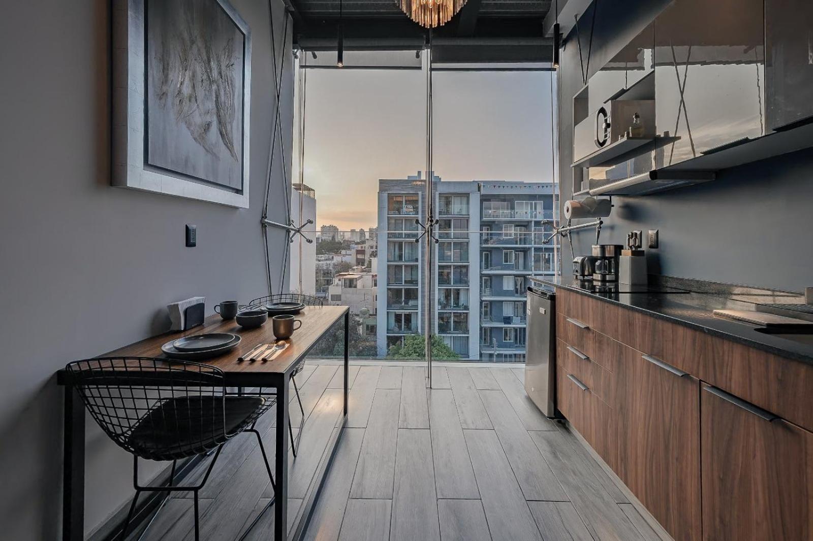 Apartment The Skyline Loft Modern Comfort With Stunning Views *