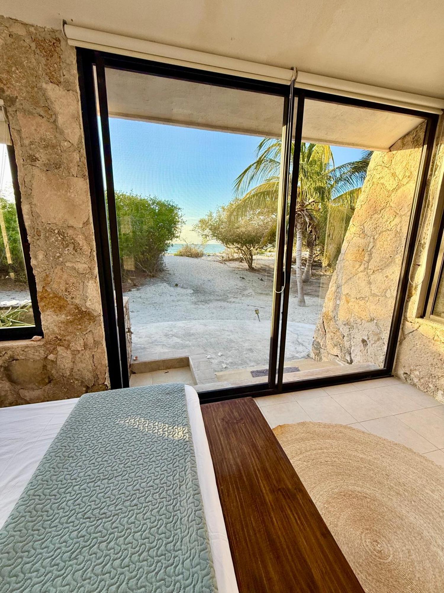 Private 2-bedroom Beachfront In - Your Secluded Escape Celestun