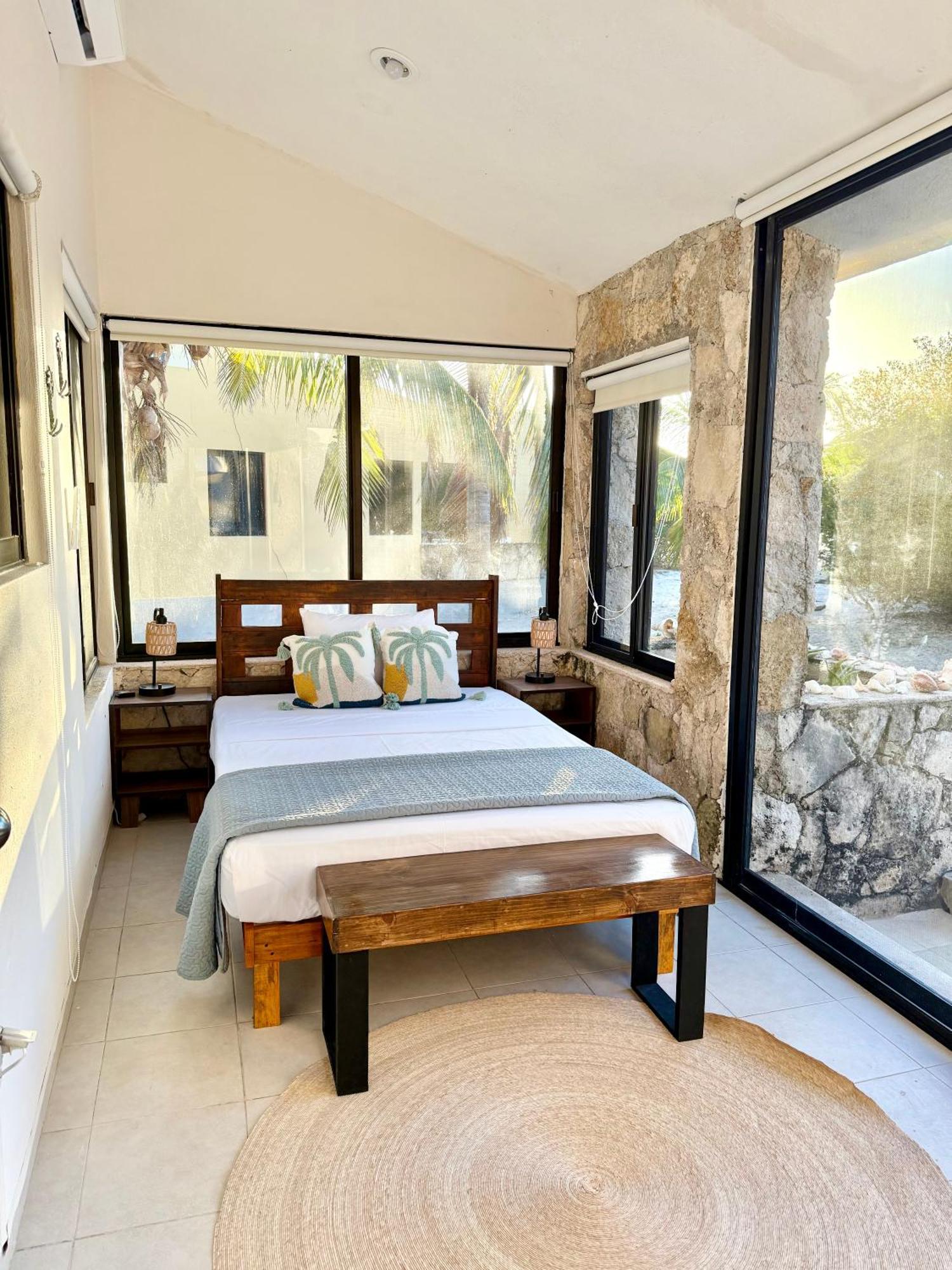 Holiday park Private 2-bedroom Beachfront In - Your Secluded Escape Celestun