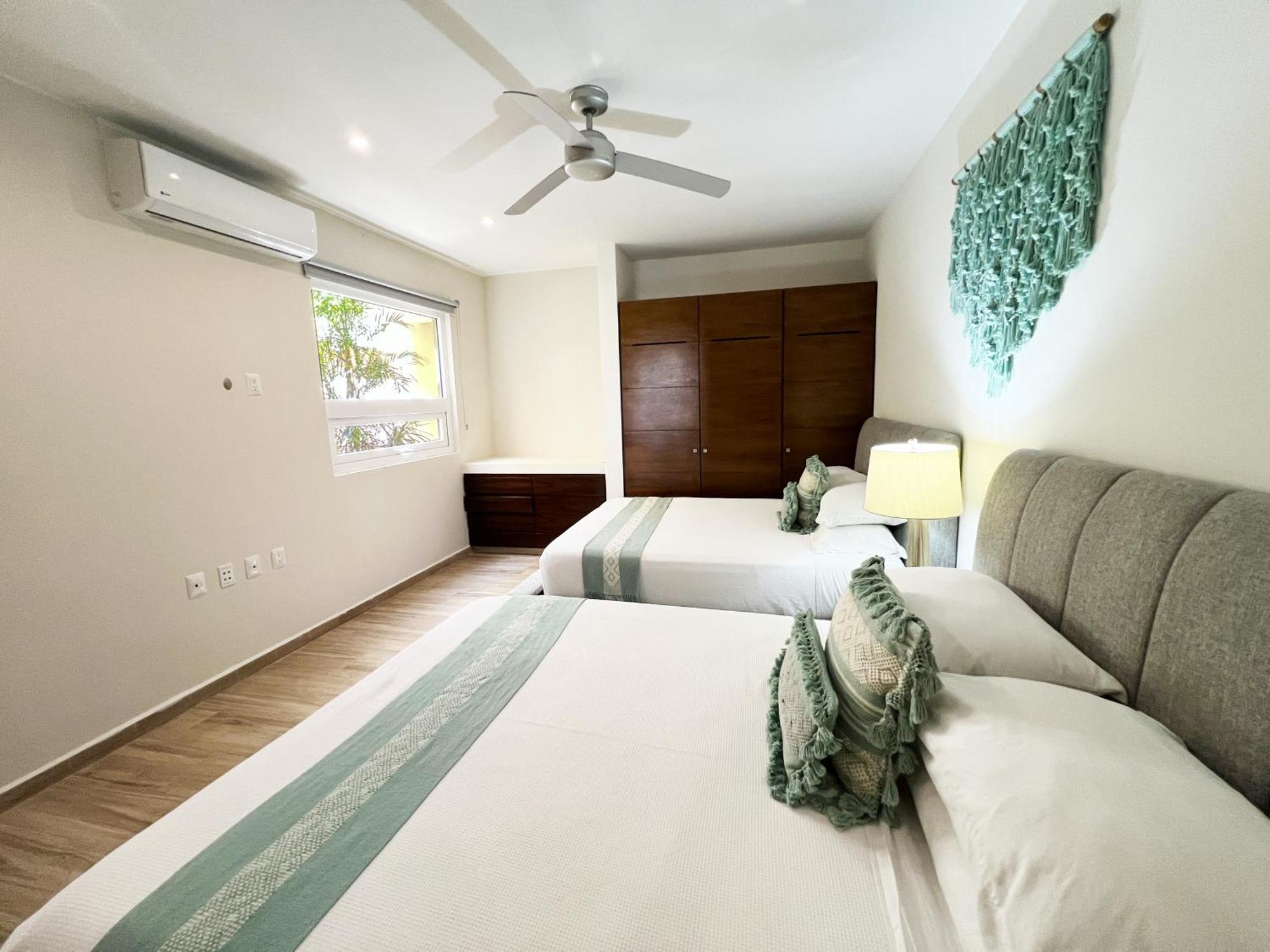 Exclusive, Lagoon Front, 2 Min Beach, Groundfloor, Grill & Paddelboard Apartment *