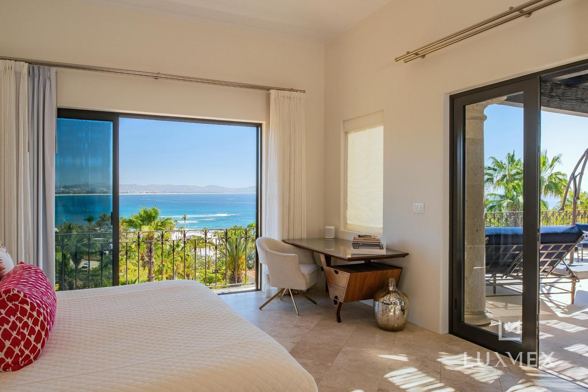 Two Neighboring Fully Staffed In Del Mar, Swimmable Beach! * San Jose del Cabo