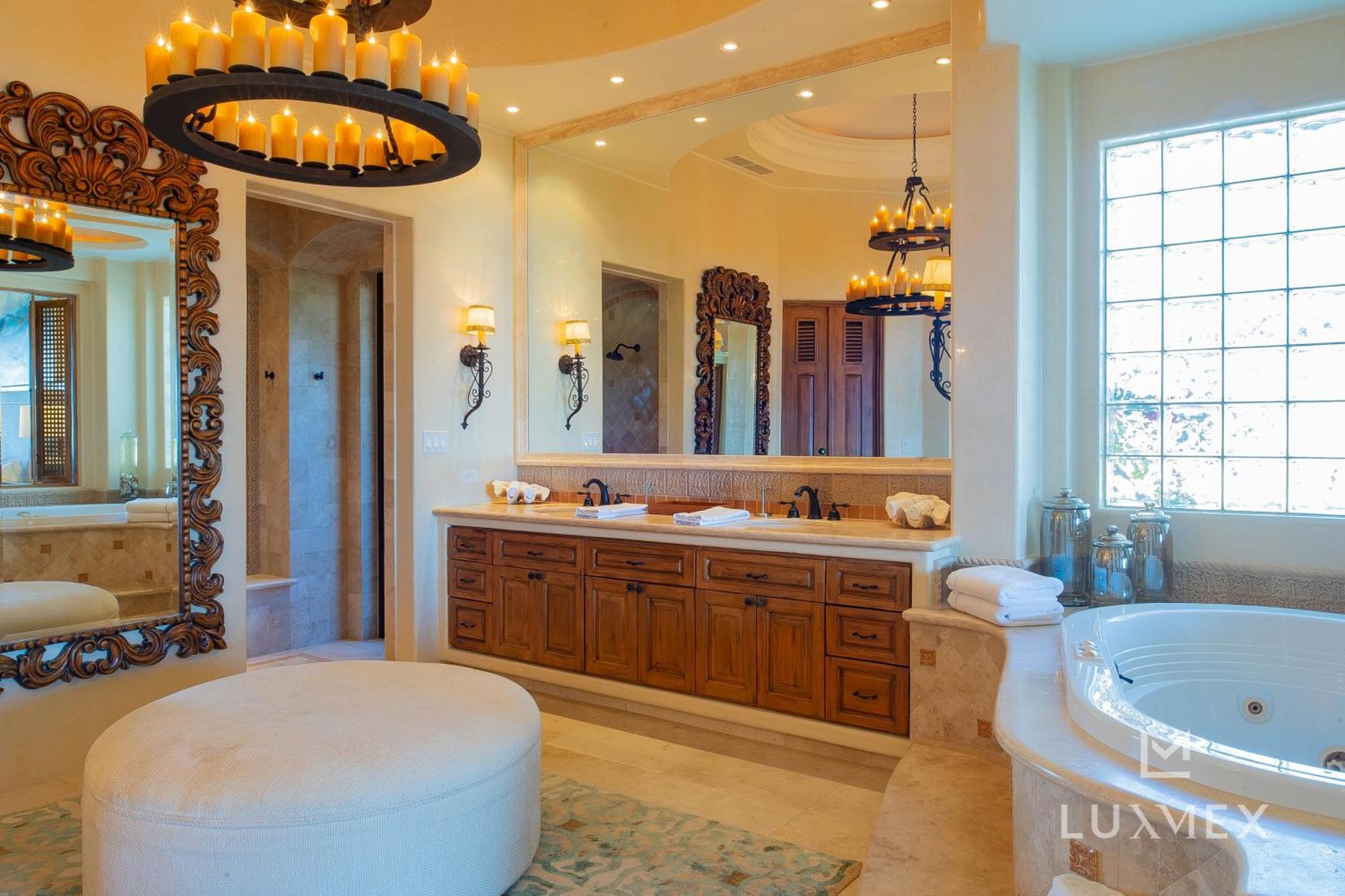 Two Neighboring Fully Staffed In Del Mar, Swimmable Beach! Villa San Jose del Cabo