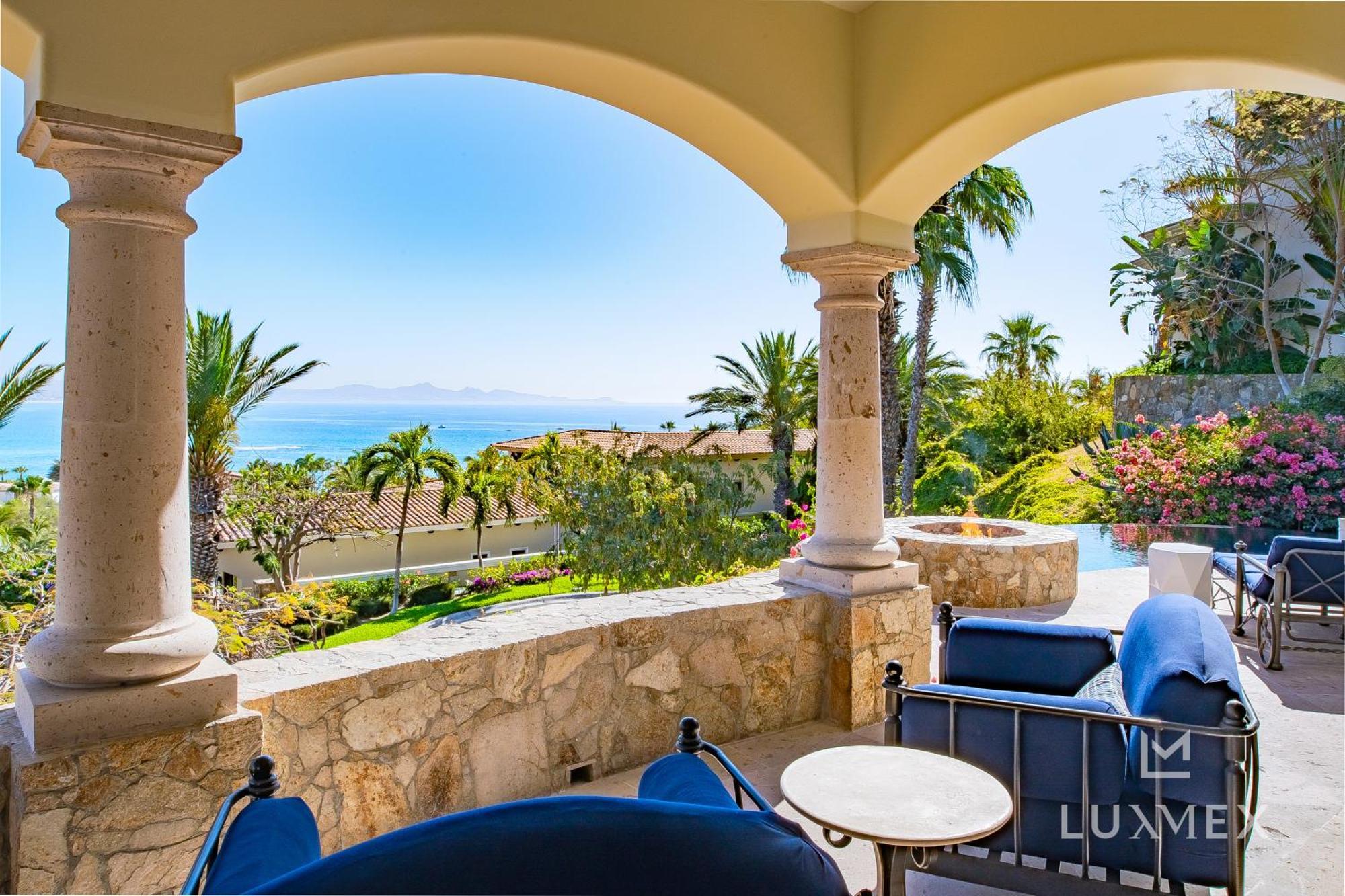 Two Neighboring Fully Staffed In Del Mar, Swimmable Beach! * San Jose del Cabo