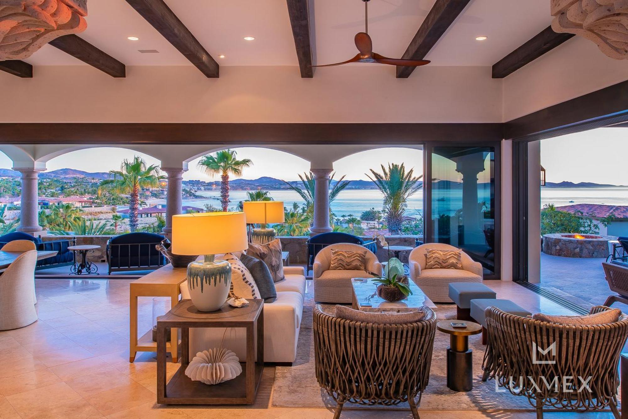 Two Neighboring Fully Staffed In Del Mar, Swimmable Beach! Villa *