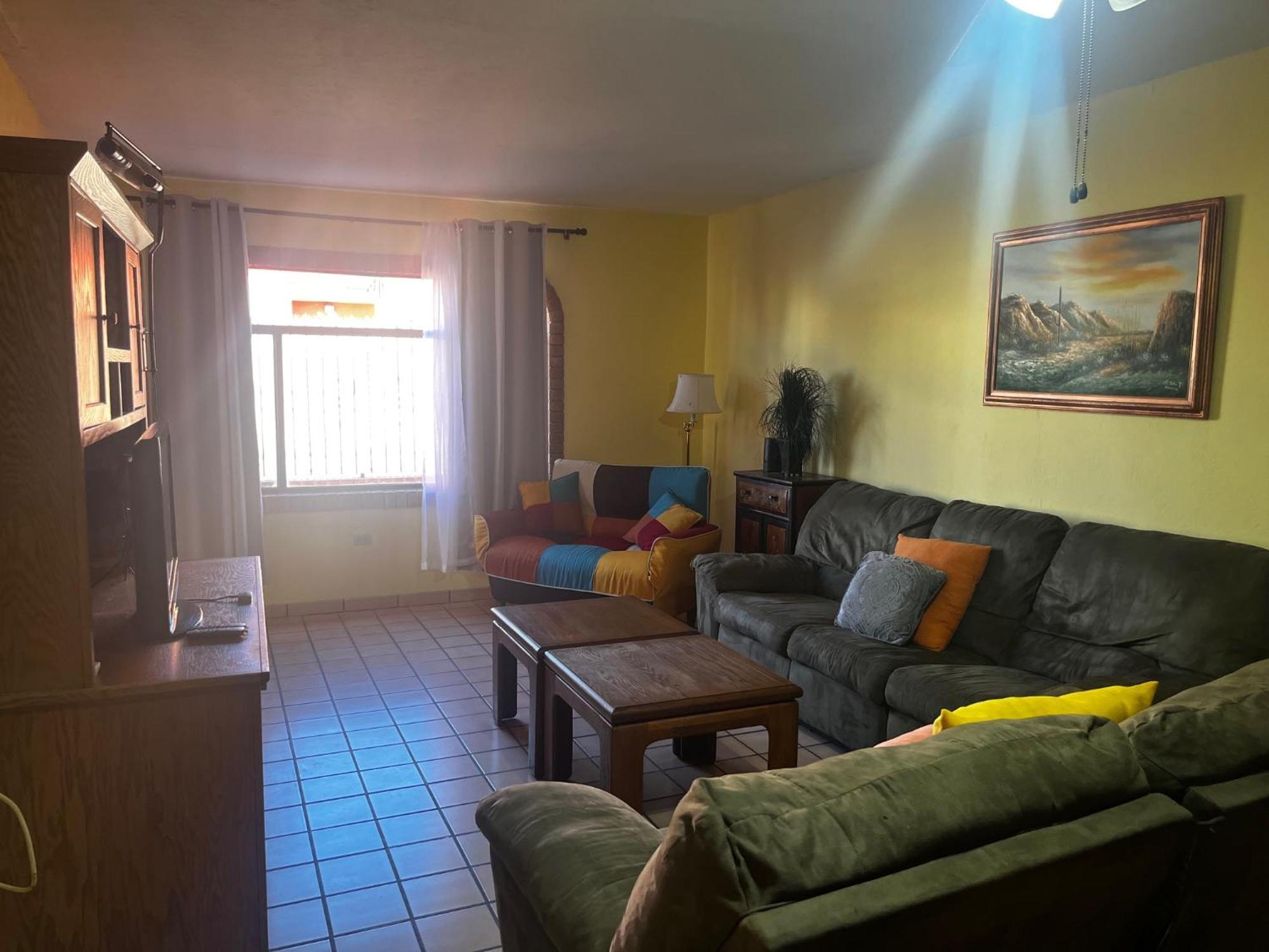 Casa De Al Lado - 2 Bedroom House W/ Bonus Bunkhouse!