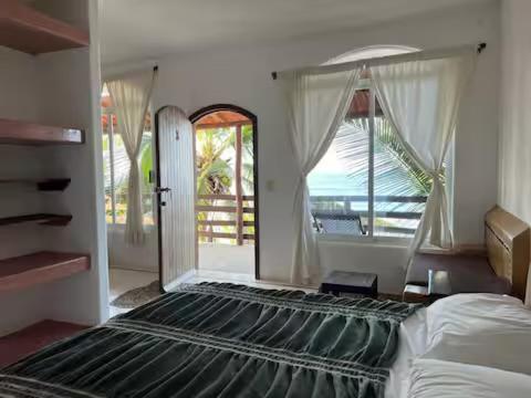 Casa Nectar- Oceanfront Guest house Ixtapa (Guerrero)
