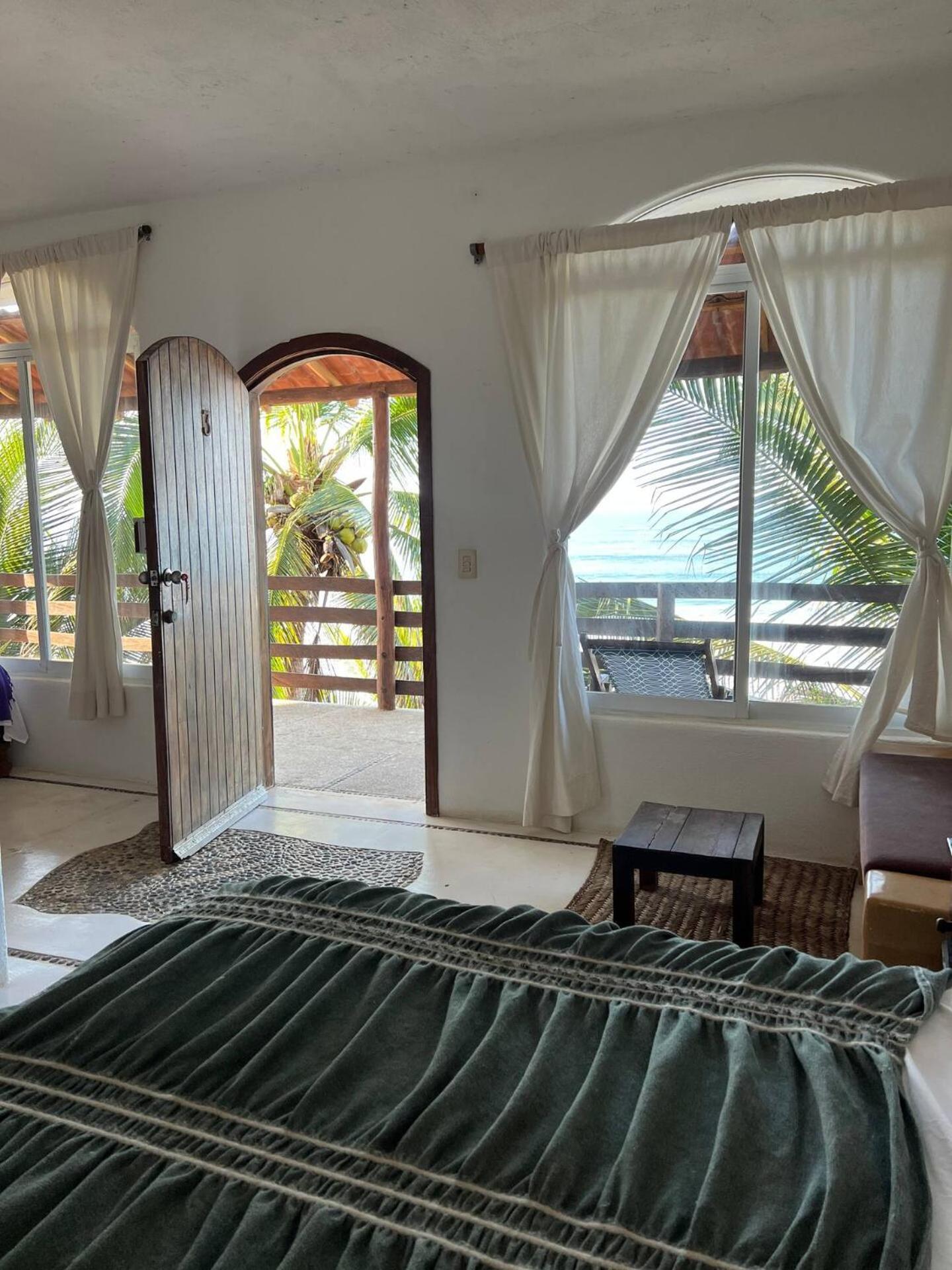 Guest house Casa Nectar- Oceanfront Ixtapa (Guerrero)