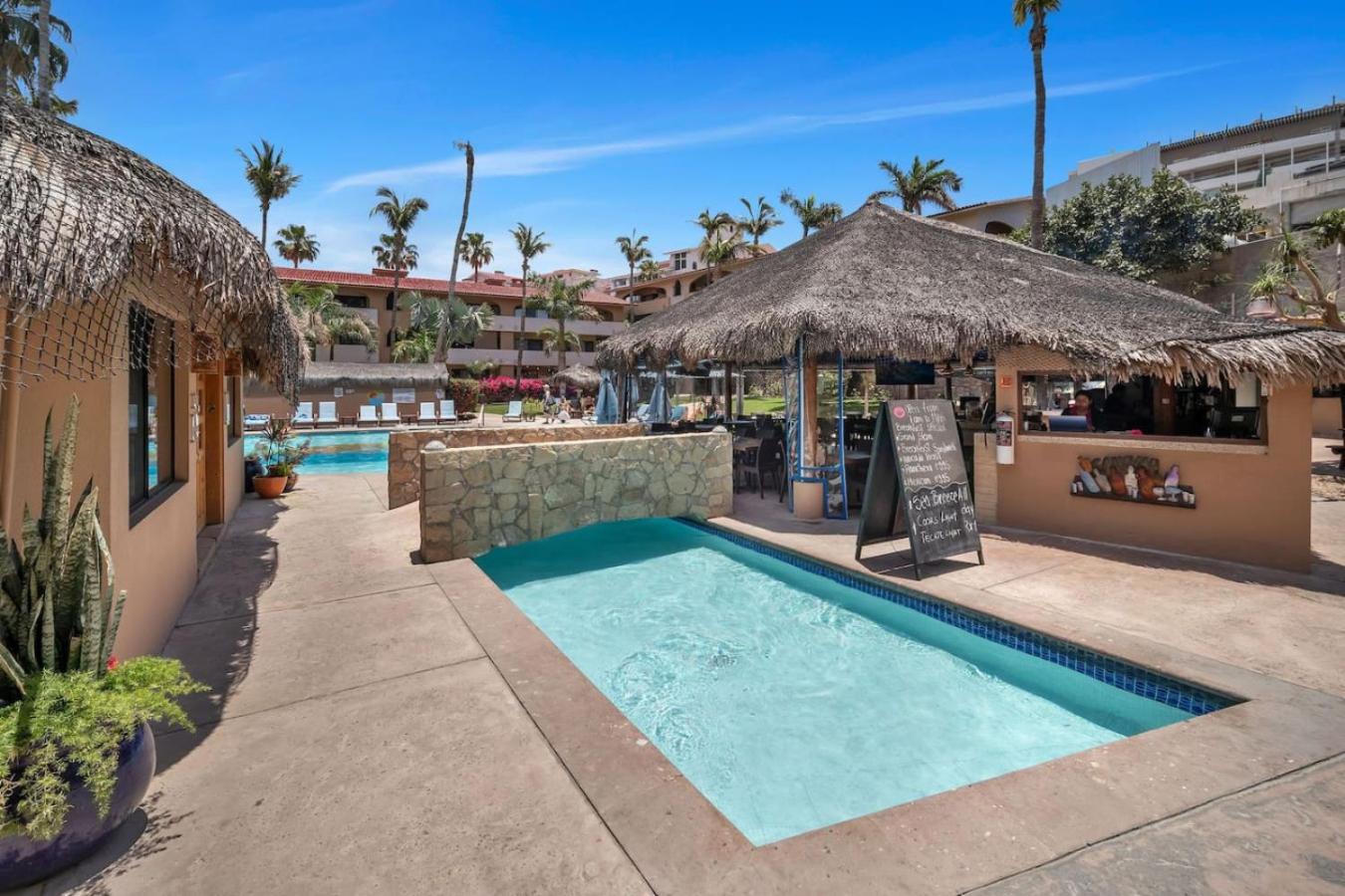2 Min Walk To Medano Beach-marina Huge Pool Cozy Holiday home Cabo San Lucas