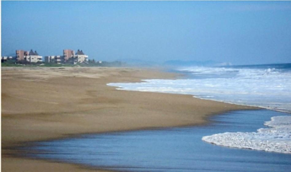 Resort Casa Amigos , Entire 3 Bedroom Ground Floor At Playa Grande