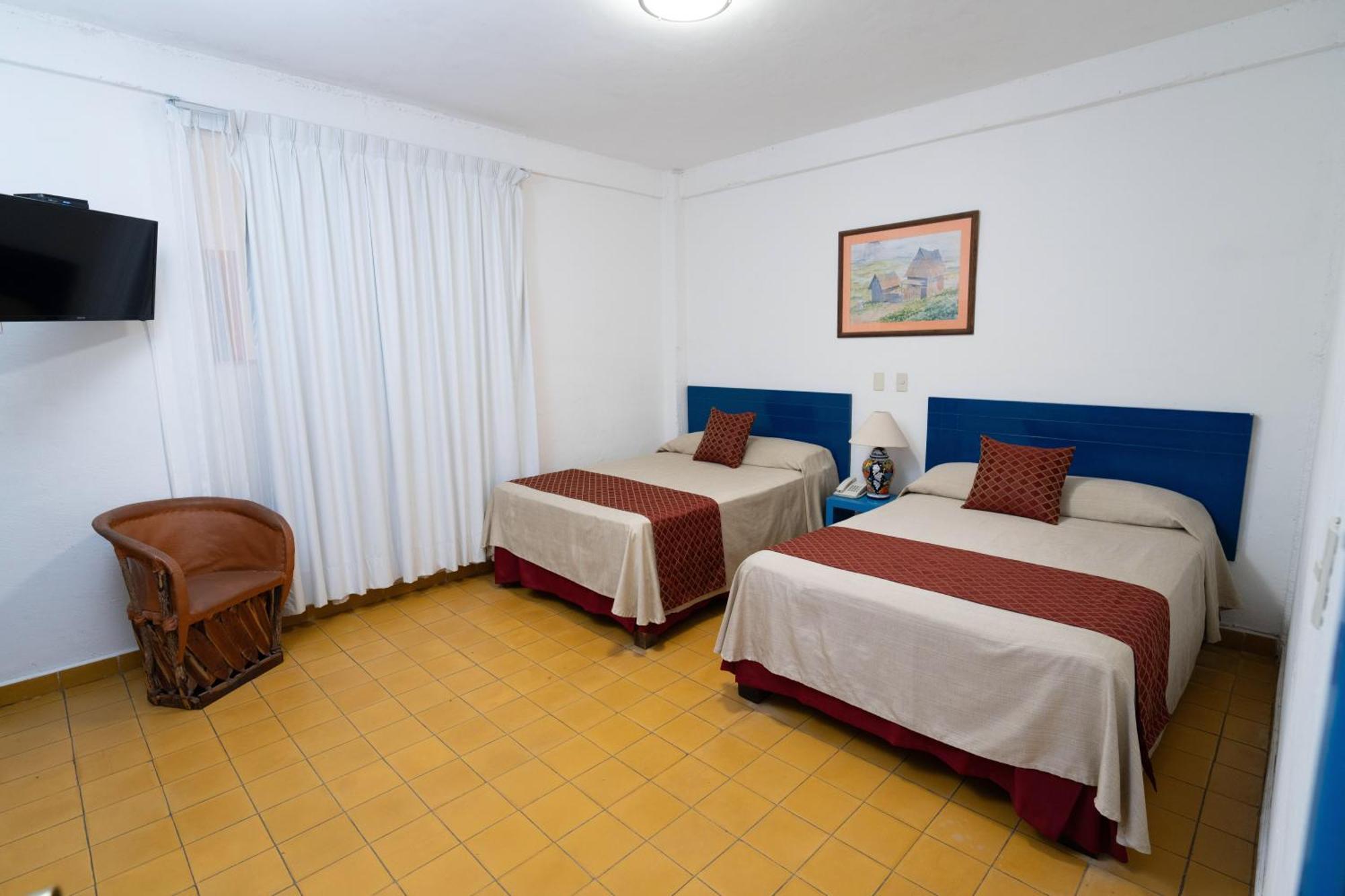 Hotel Encino Malecon Centro