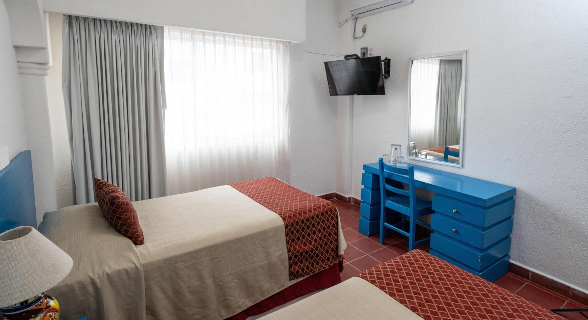 Encino Malecon Centro Hotel