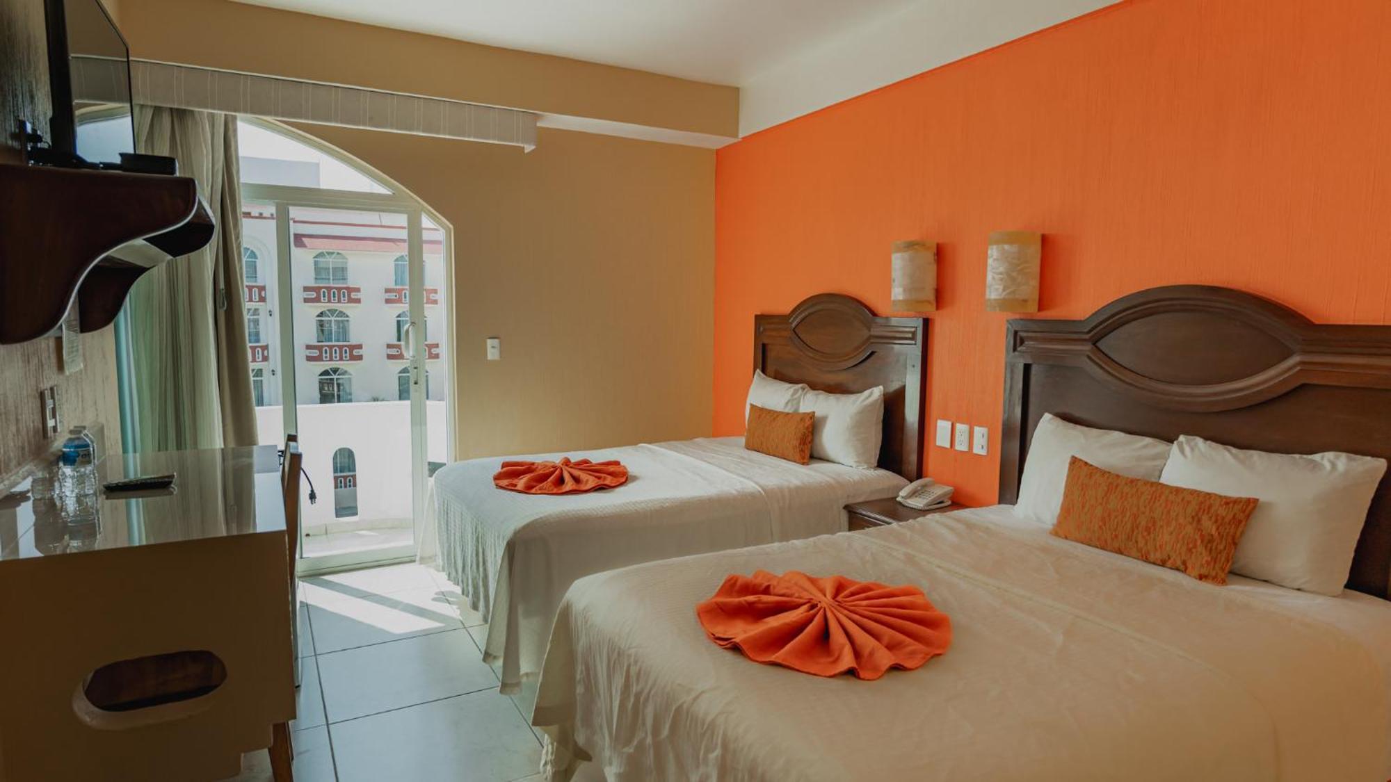 Casa Danna Huatulco 3*