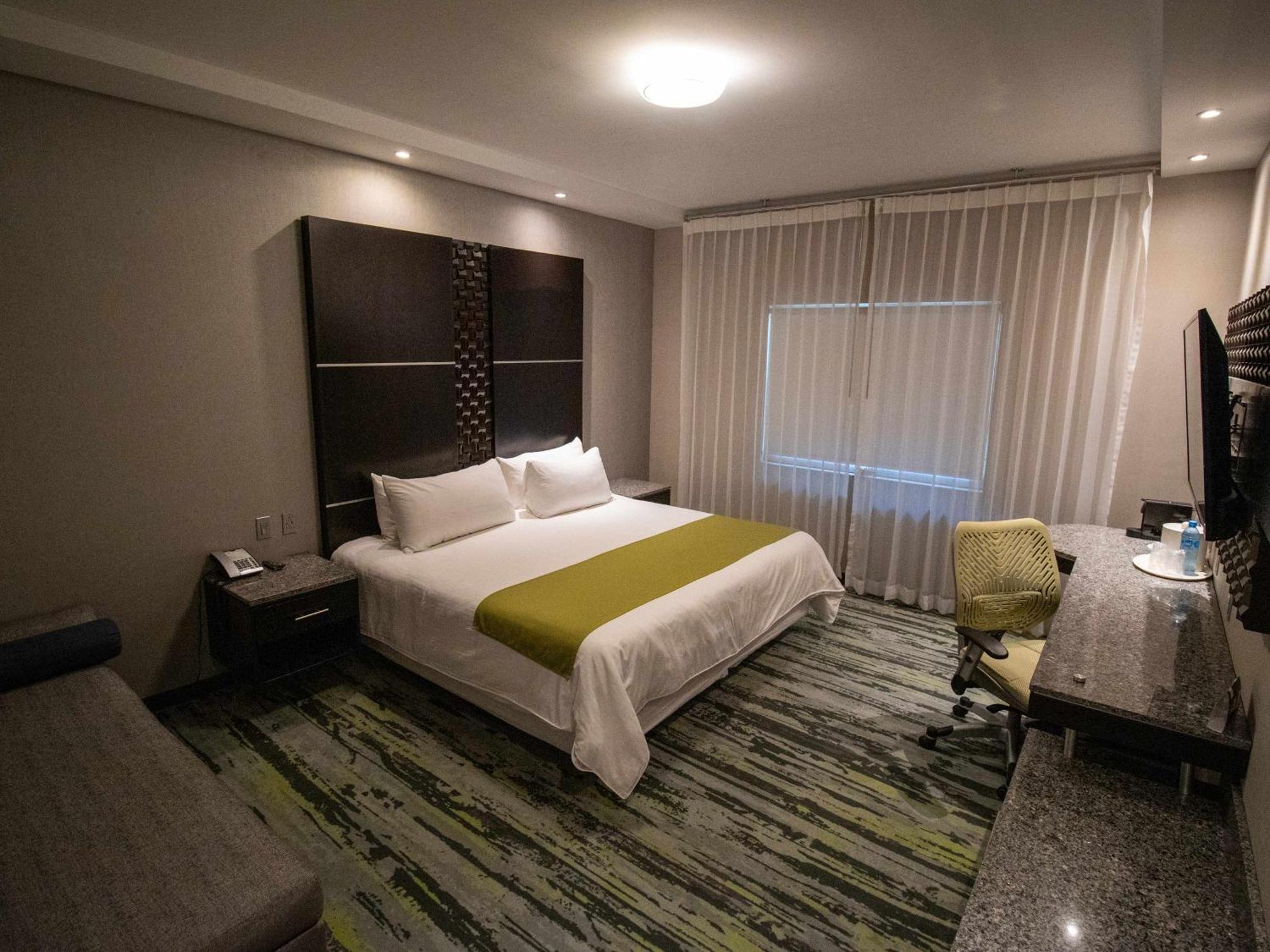 Araiza San Luis R.c. Hotel 3*