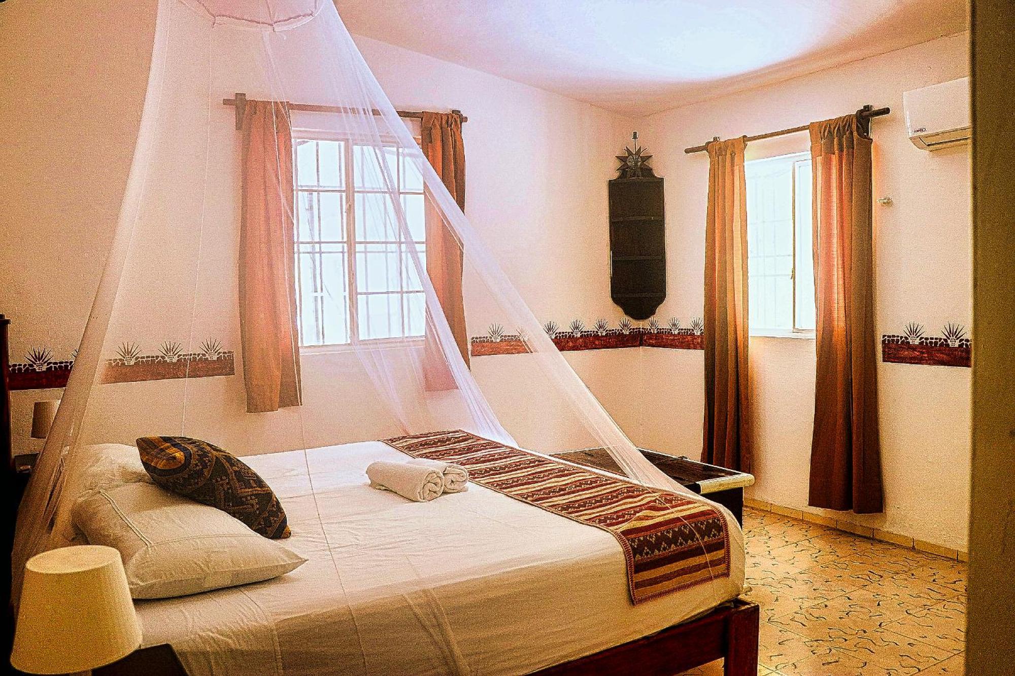 Hacienda Antigua Villa, 50m From Sandy