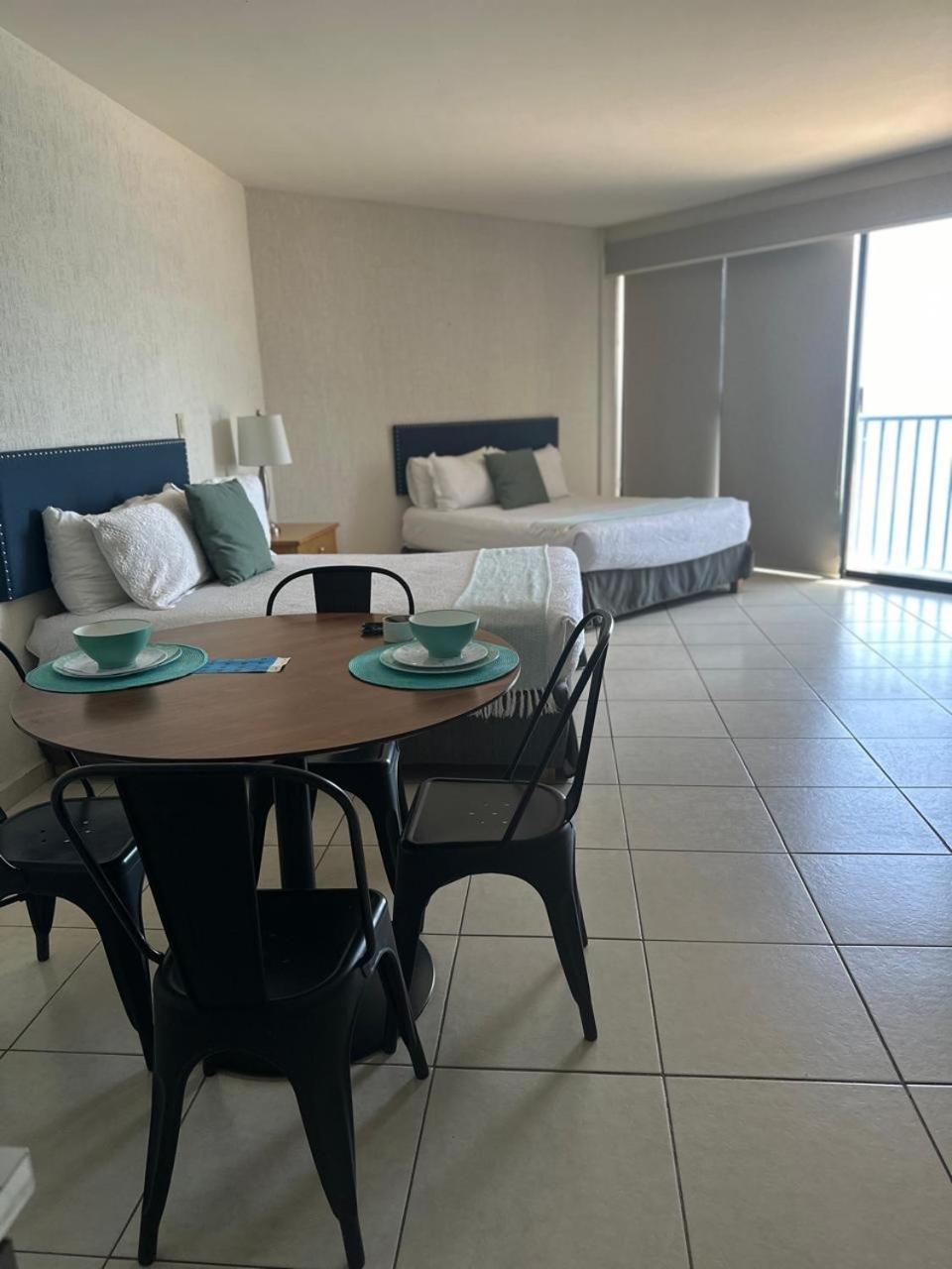 San Carlos * San Carlos Nuevo Guaymas