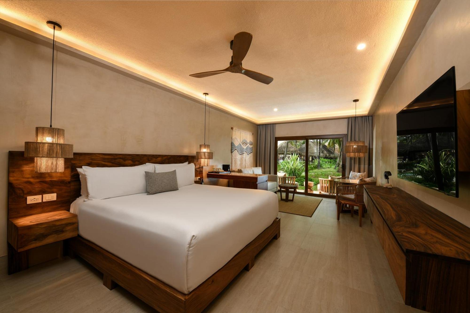 El Dorado Royale Catamaran, Cenote & Inclusive (adults Only) Resort 5*