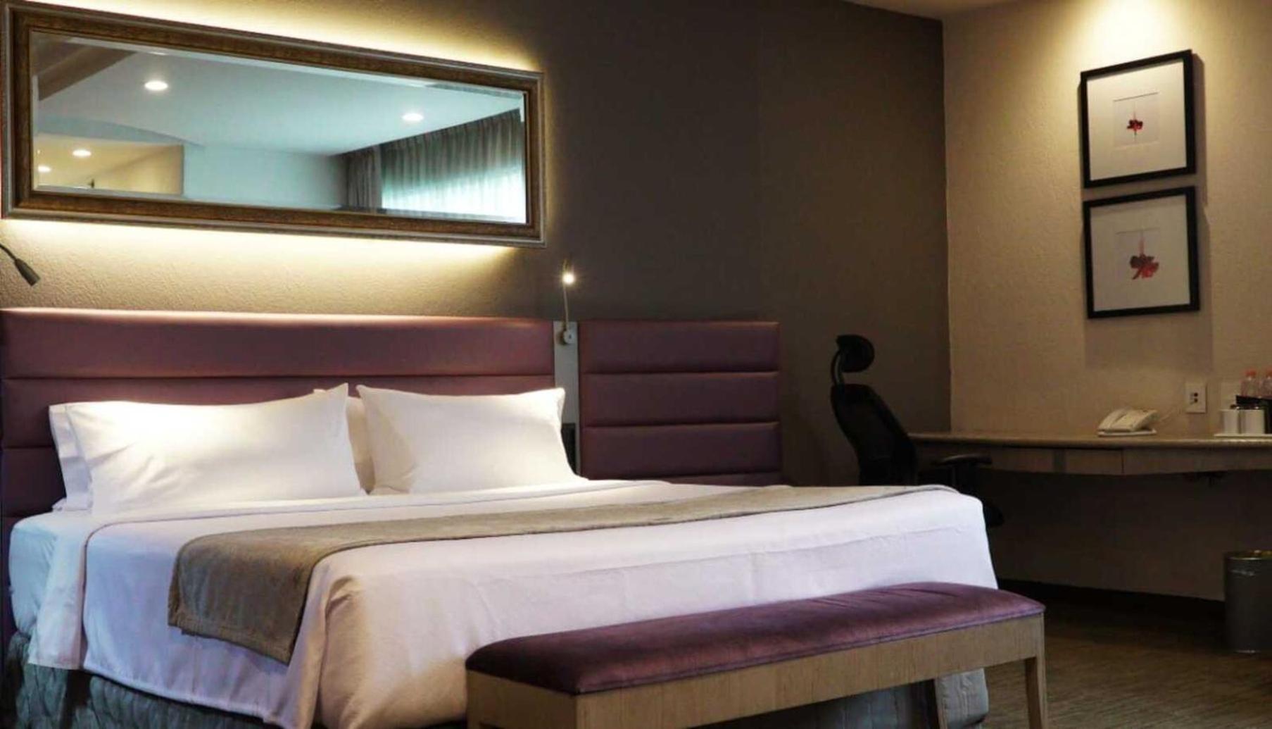 Hotel Crowne Plaza - Lancaster By Ihg Toluca