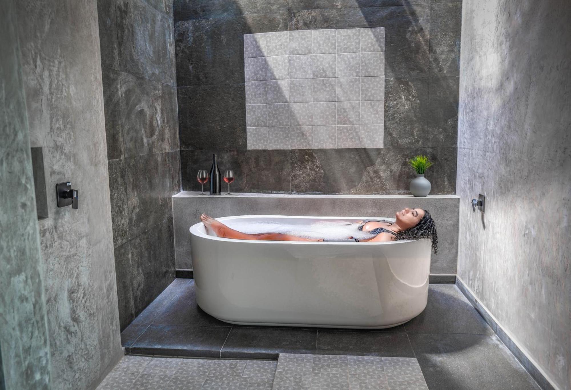 Hotel Esmeralda 4*