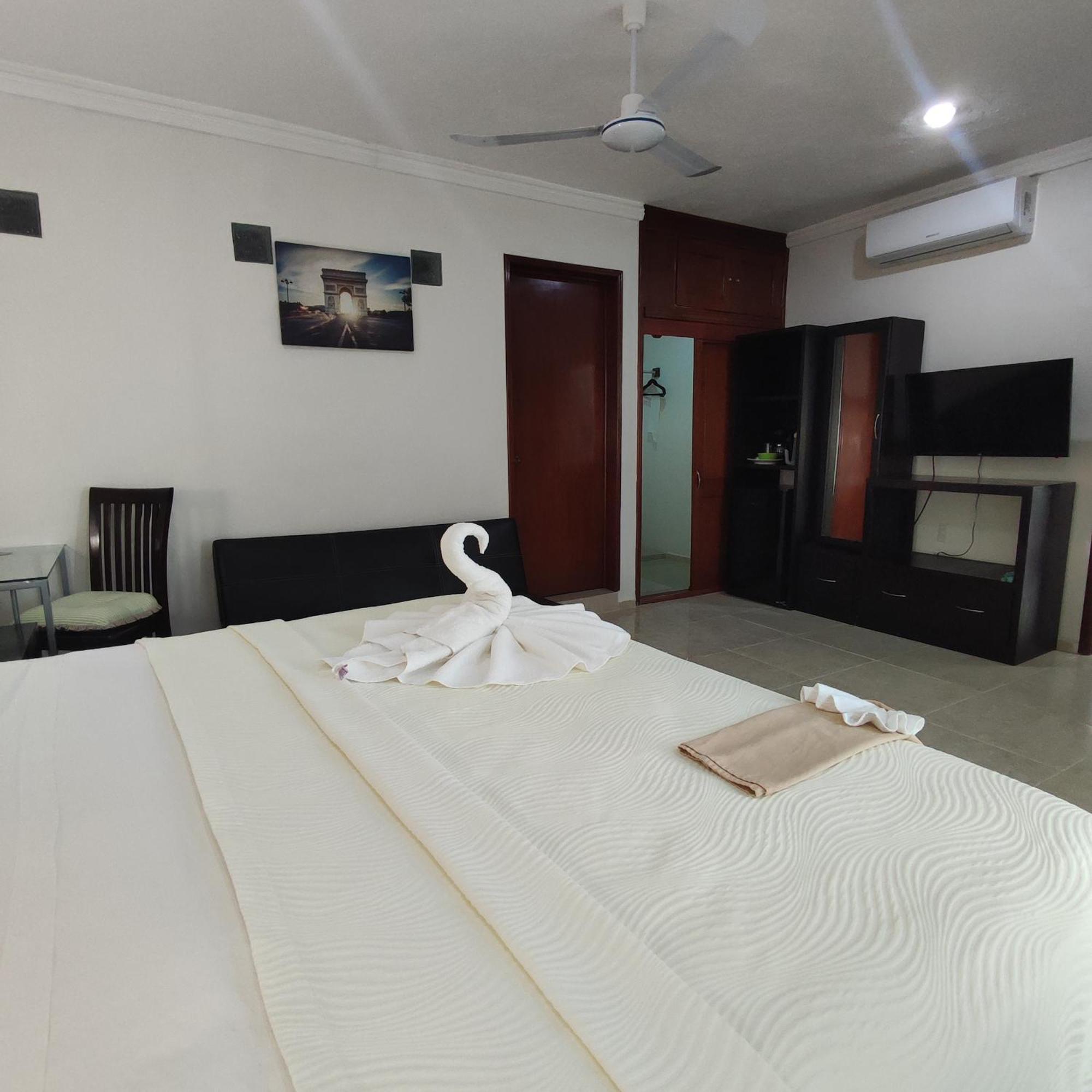 Hotel Ceo Group Campeche