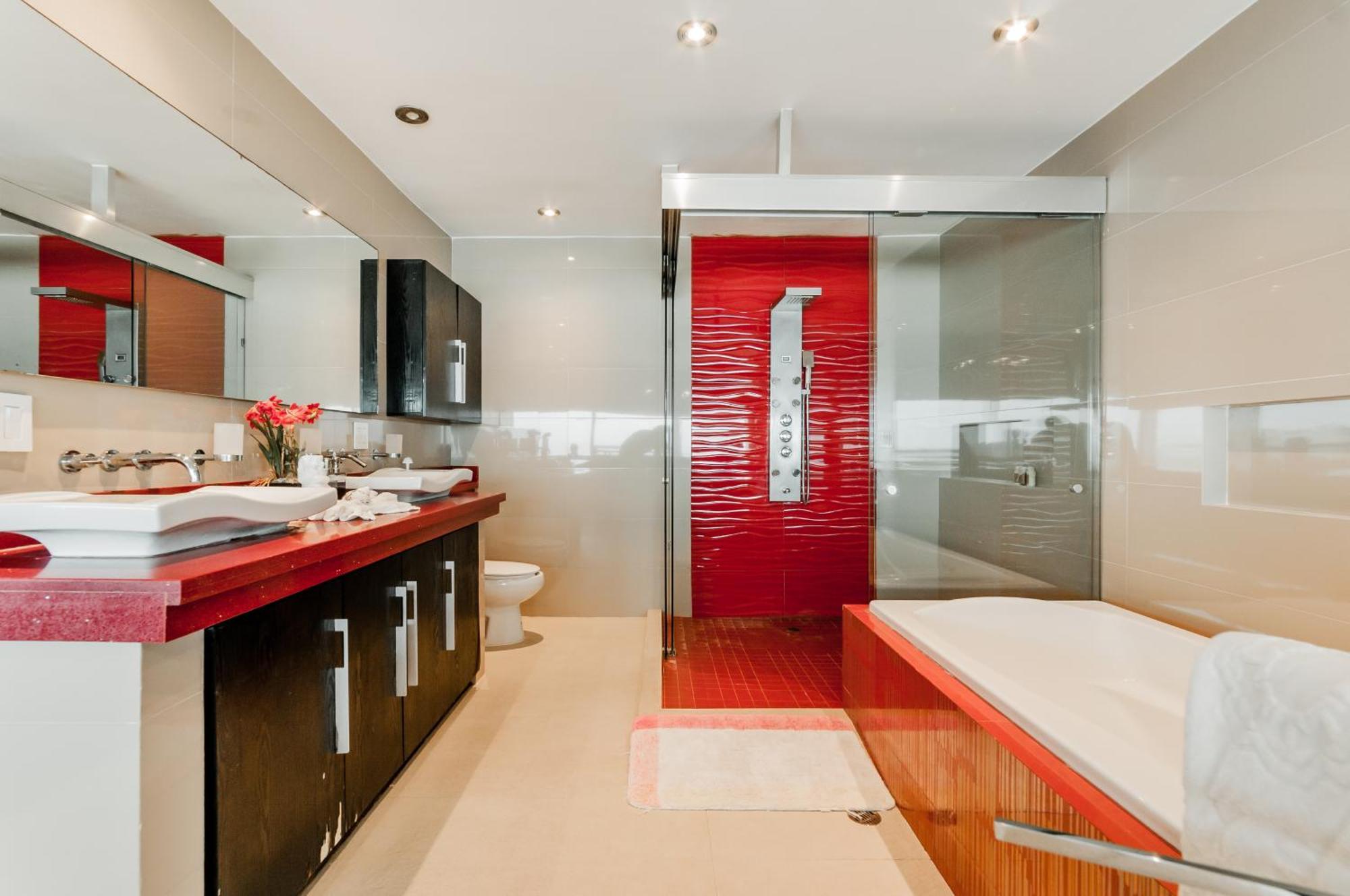 Aparthotel Brisas Beachfront Penthouses