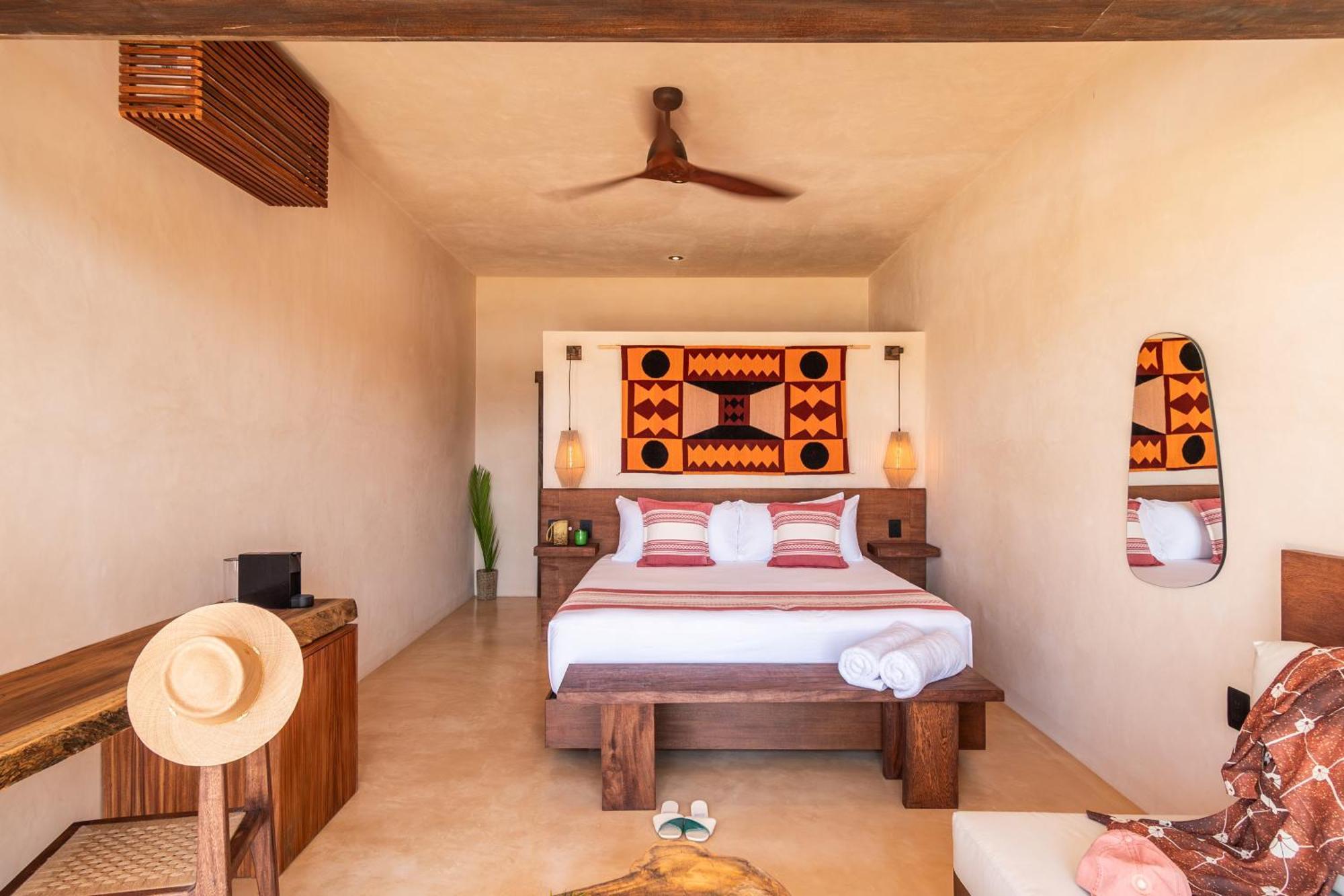 Casa Yati Hotel 4*